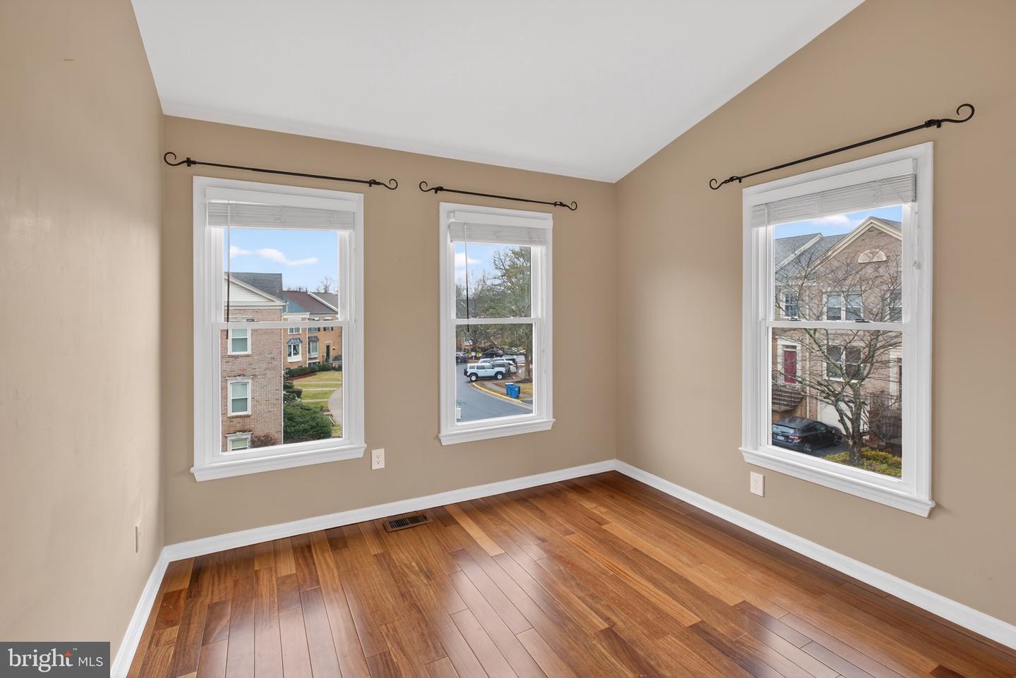 14348 WINDING WOODS CT, CENTREVILLE, Virginia 20120, 4 Bedrooms Bedrooms, ,2 BathroomsBathrooms,Residential,For sale,14348 WINDING WOODS CT,VAFX2285552 MLS # VAFX2285552