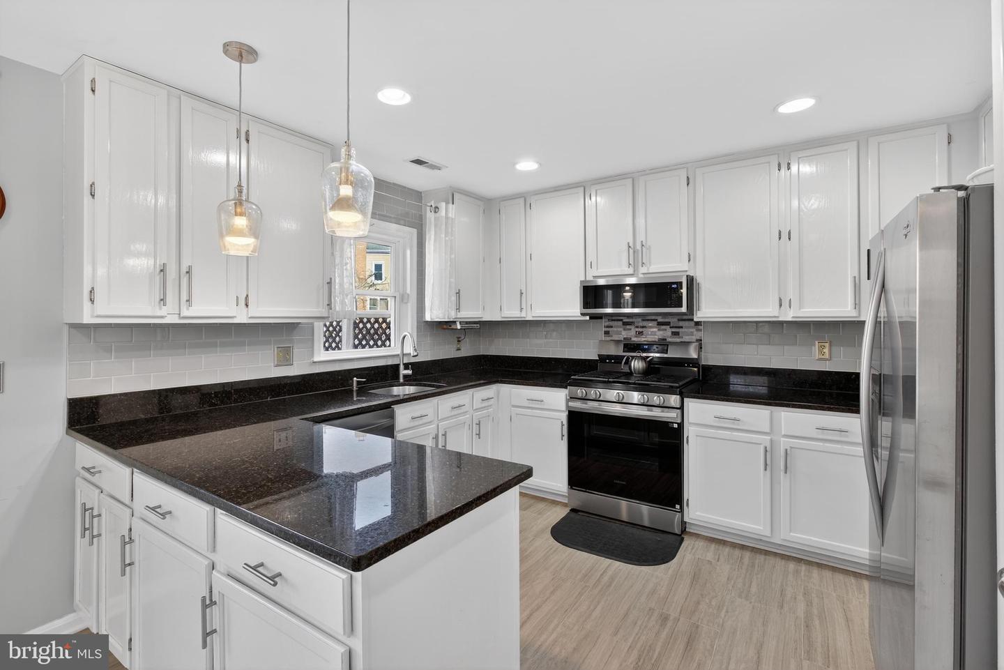 14348 WINDING WOODS CT, CENTREVILLE, Virginia 20120, 4 Bedrooms Bedrooms, ,2 BathroomsBathrooms,Residential,For sale,14348 WINDING WOODS CT,VAFX2285552 MLS # VAFX2285552