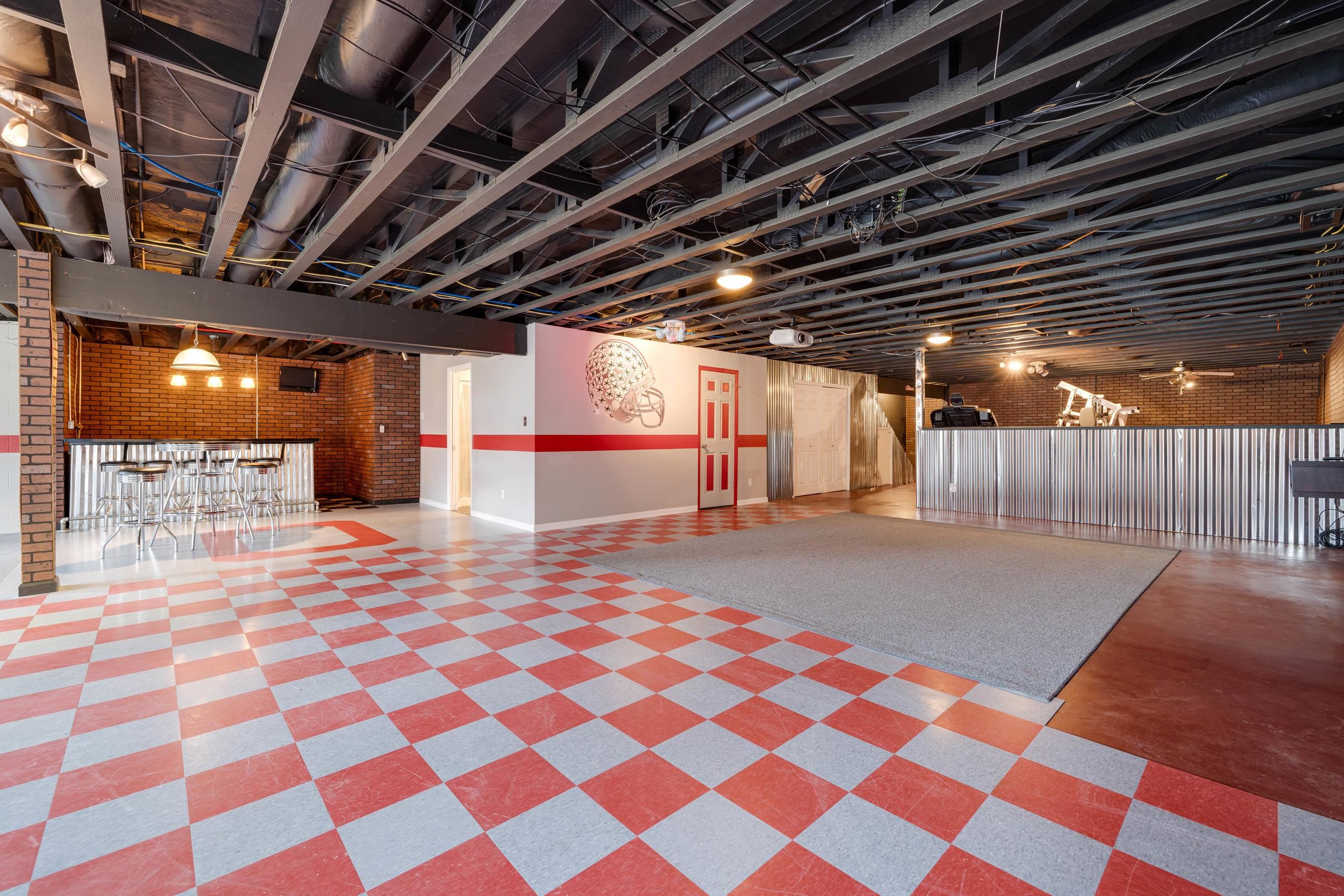 3207 BARRINGTON DR, ROCKINGHAM, Virginia 22801, 3 Bedrooms Bedrooms, ,4 BathroomsBathrooms,Residential,3207 BARRINGTON DR,673941 MLS # 673941