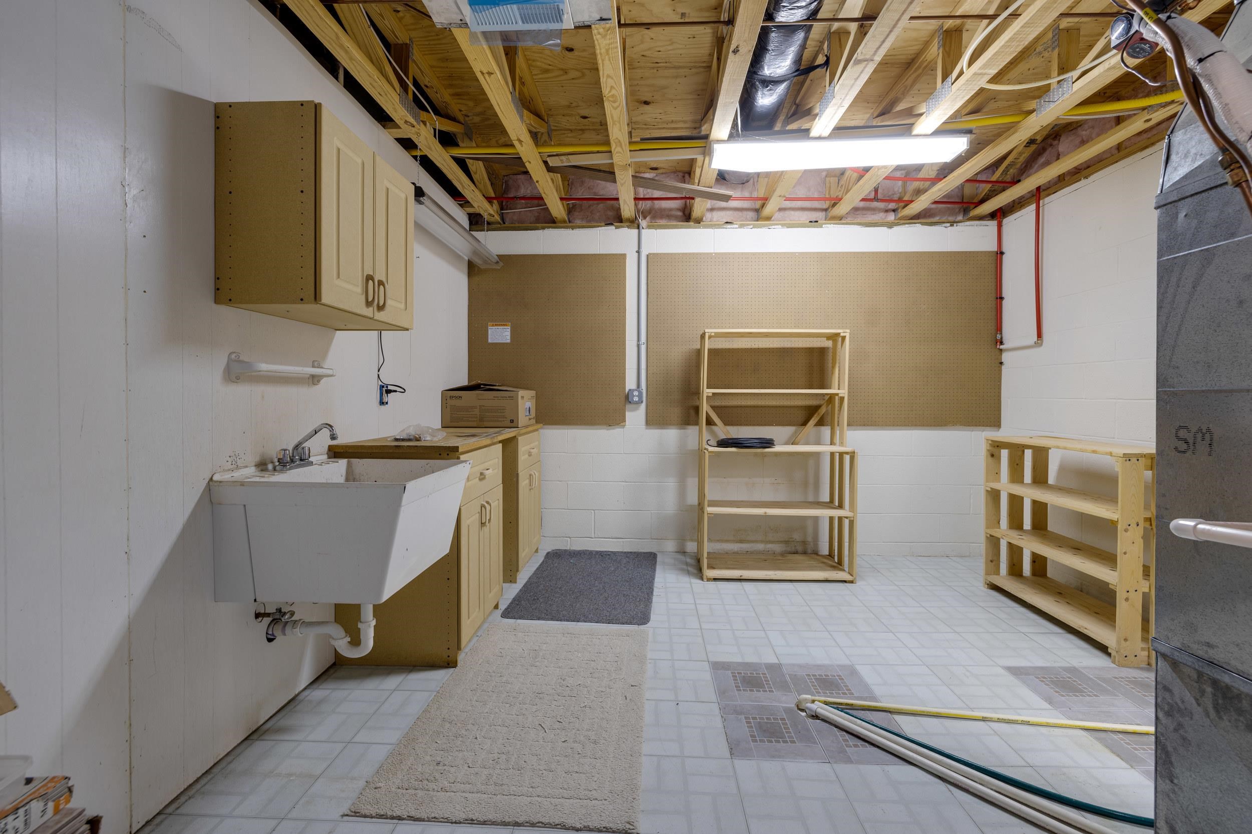 3207 BARRINGTON DR, ROCKINGHAM, Virginia 22801, 3 Bedrooms Bedrooms, ,4 BathroomsBathrooms,Residential,3207 BARRINGTON DR,673941 MLS # 673941