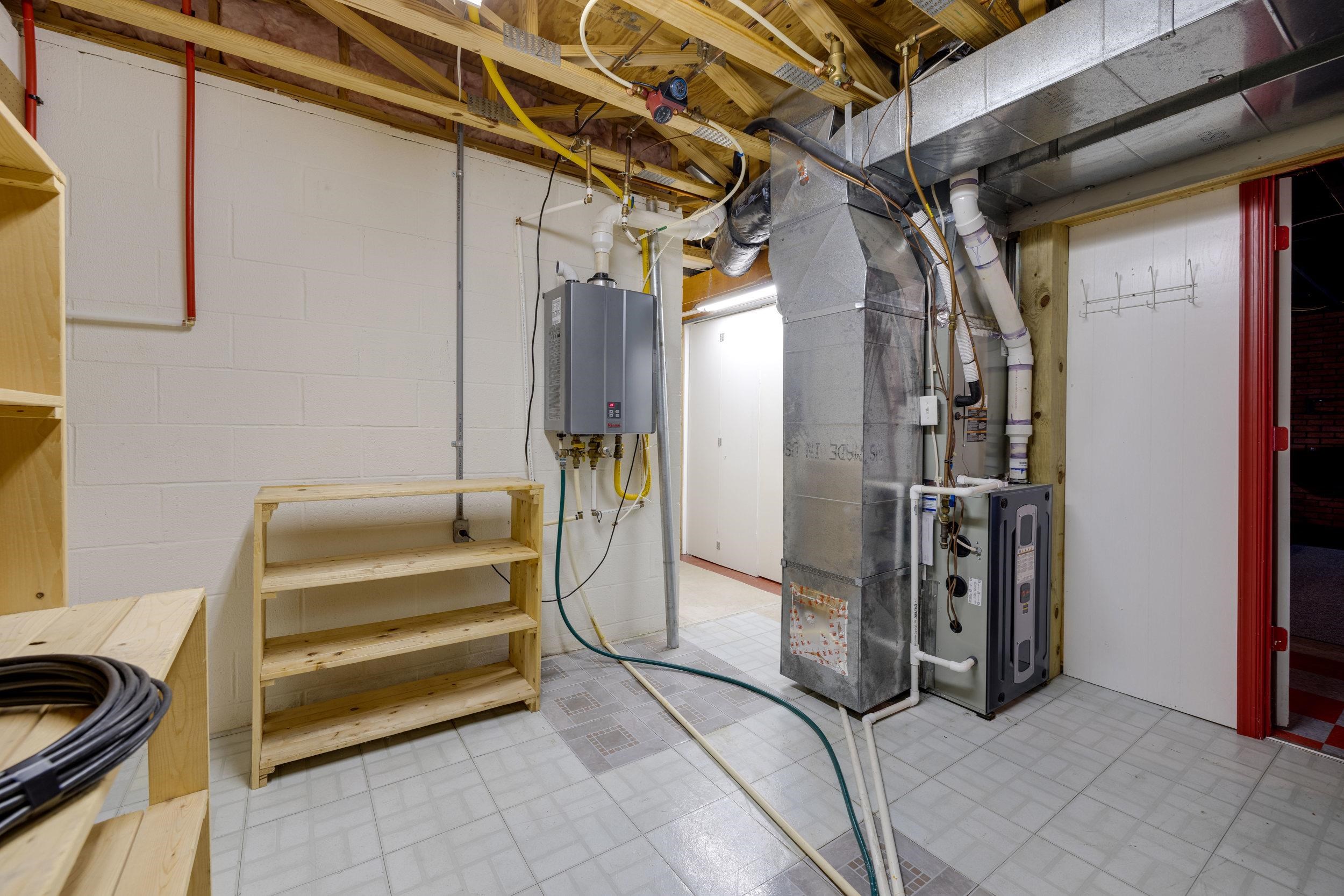 3207 BARRINGTON DR, ROCKINGHAM, Virginia 22801, 3 Bedrooms Bedrooms, ,4 BathroomsBathrooms,Residential,3207 BARRINGTON DR,673941 MLS # 673941