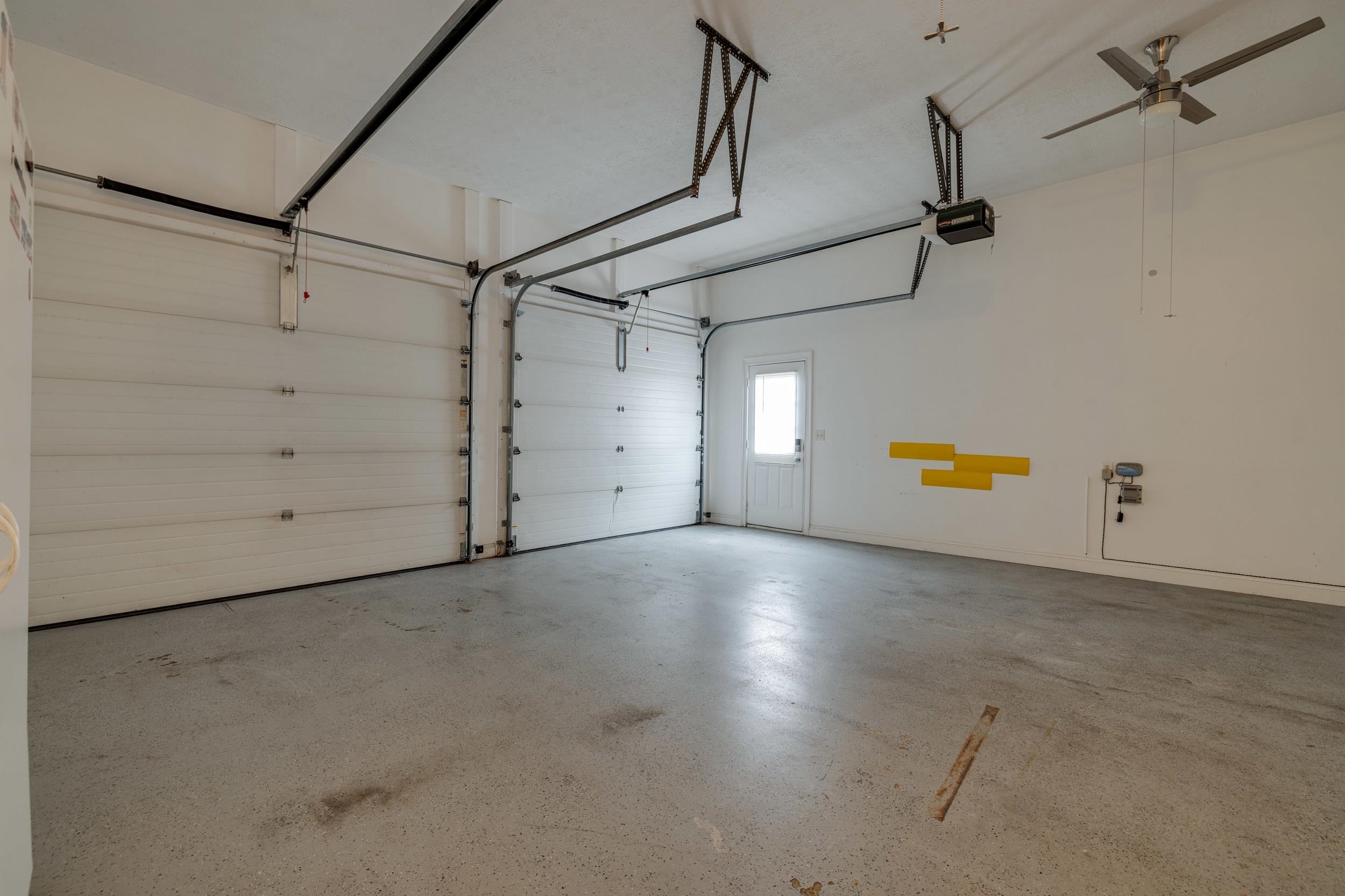 3207 BARRINGTON DR, ROCKINGHAM, Virginia 22801, 3 Bedrooms Bedrooms, ,4 BathroomsBathrooms,Residential,3207 BARRINGTON DR,673941 MLS # 673941