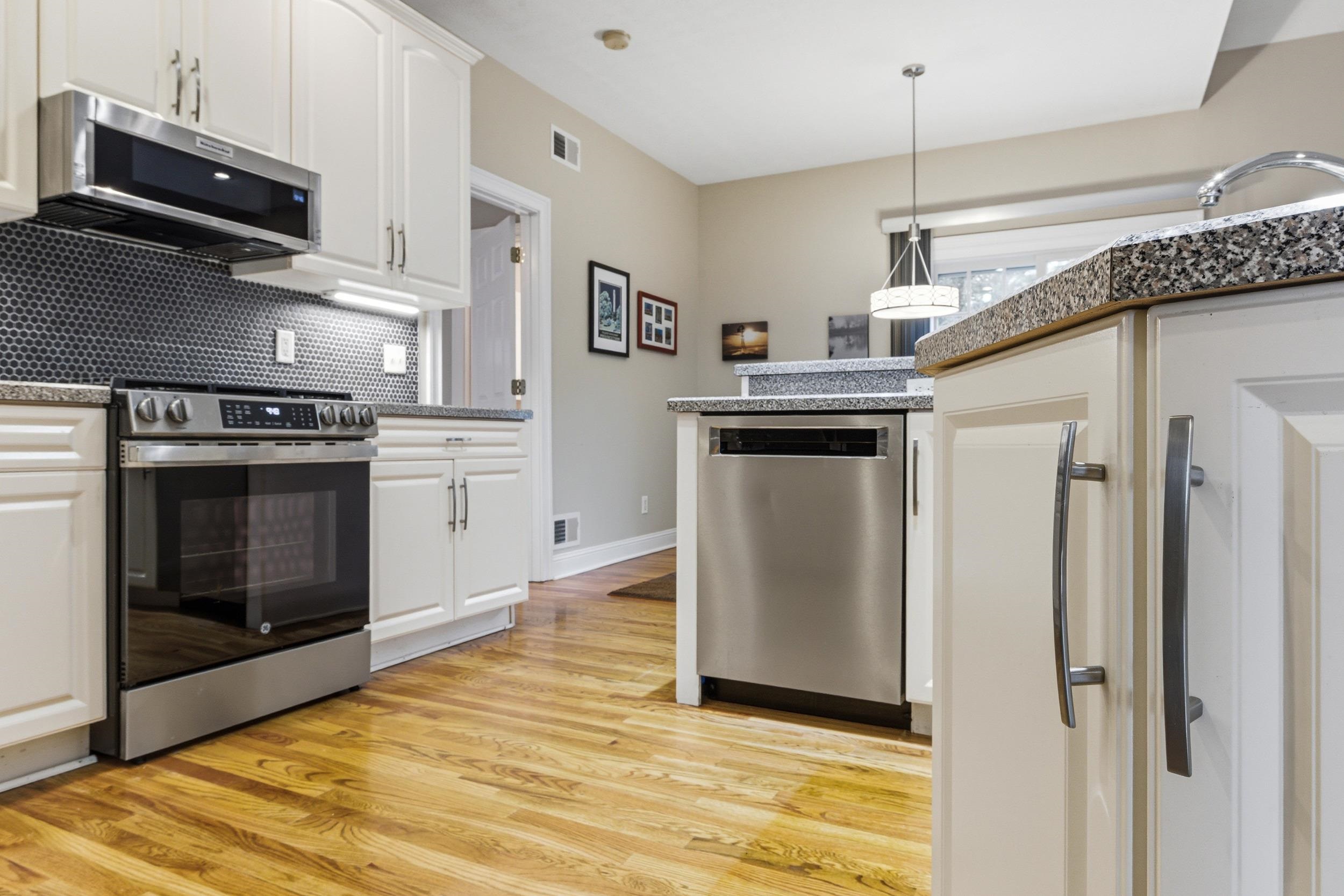 3207 BARRINGTON DR, ROCKINGHAM, Virginia 22801, 3 Bedrooms Bedrooms, ,4 BathroomsBathrooms,Residential,3207 BARRINGTON DR,673941 MLS # 673941