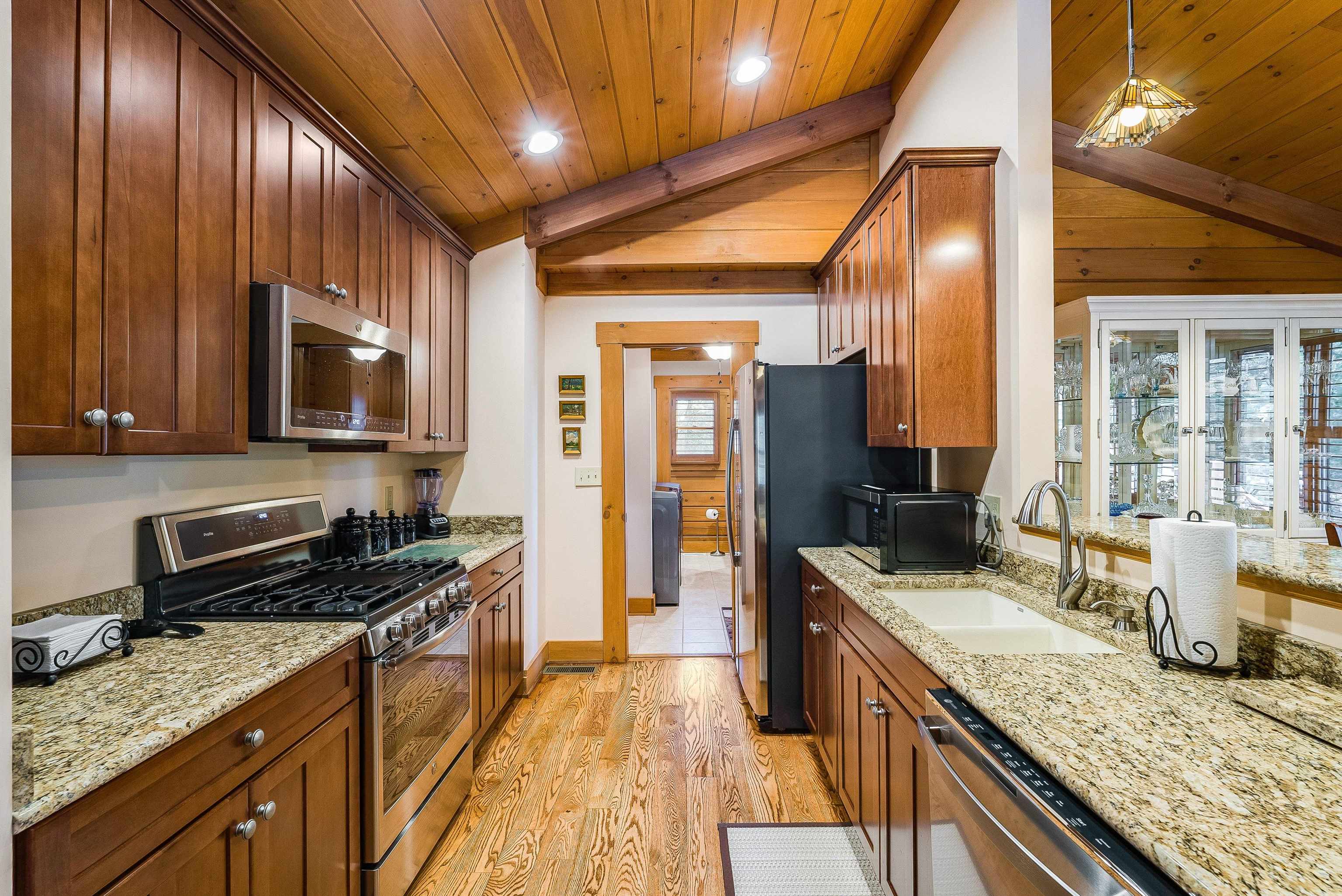 16252 CRABTREE FALLS HWY, VESUVIUS, Virginia 24483, 2 Bedrooms Bedrooms, ,1 BathroomBathrooms,Residential,16252 CRABTREE FALLS HWY,673949 MLS # 673949