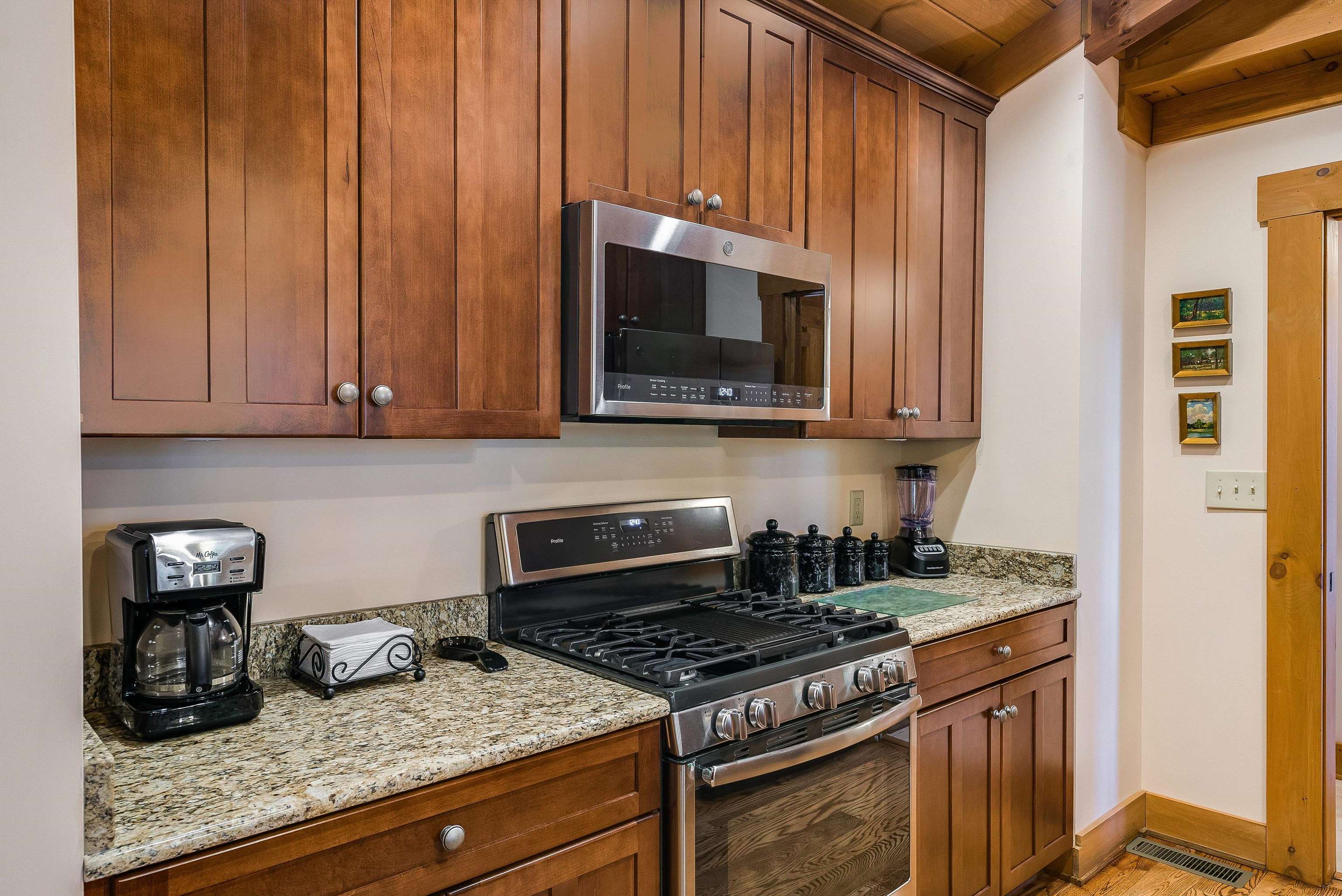 16252 CRABTREE FALLS HWY, VESUVIUS, Virginia 24483, 2 Bedrooms Bedrooms, ,1 BathroomBathrooms,Residential,16252 CRABTREE FALLS HWY,673949 MLS # 673949