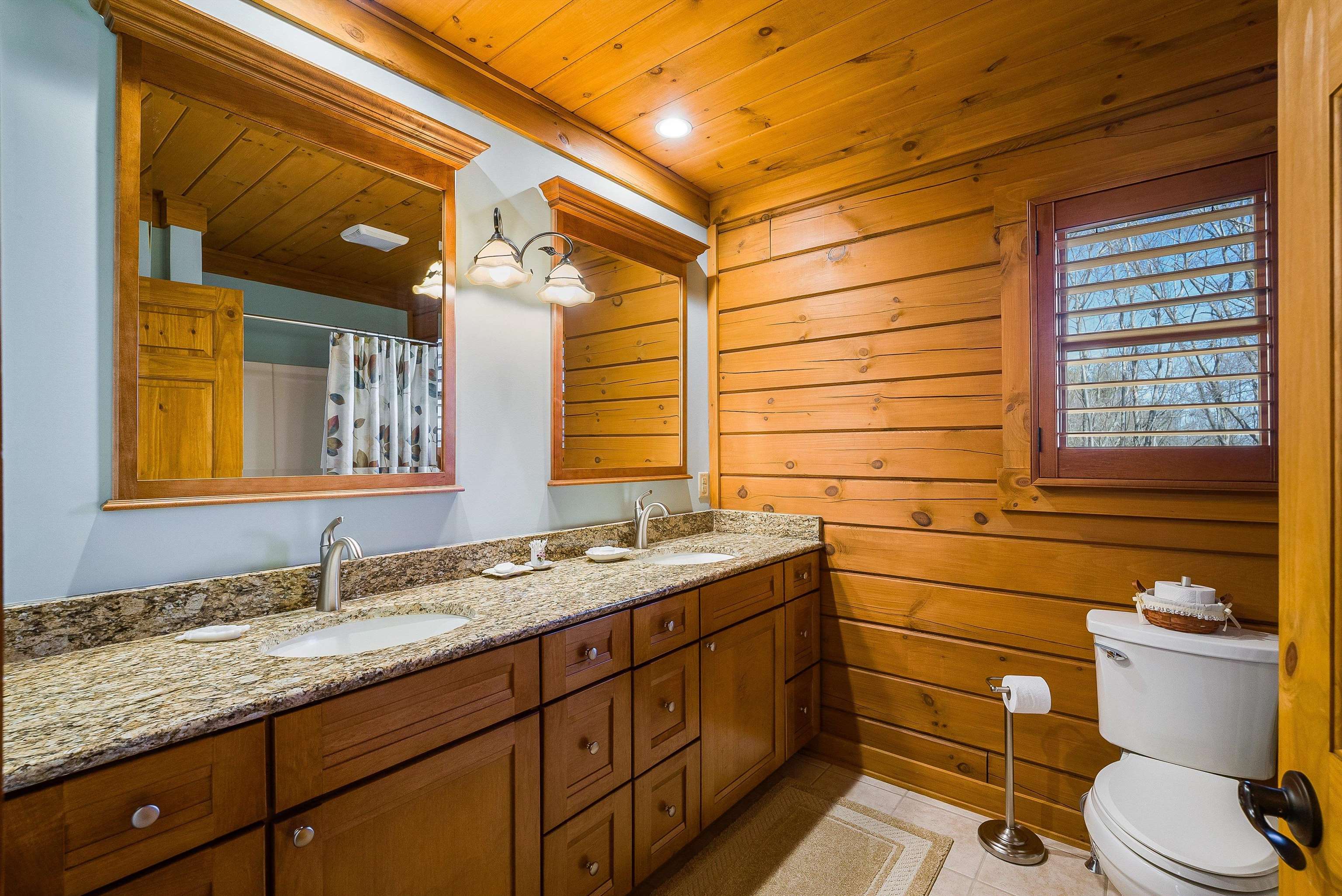 16252 CRABTREE FALLS HWY, VESUVIUS, Virginia 24483, 2 Bedrooms Bedrooms, ,1 BathroomBathrooms,Residential,16252 CRABTREE FALLS HWY,673949 MLS # 673949