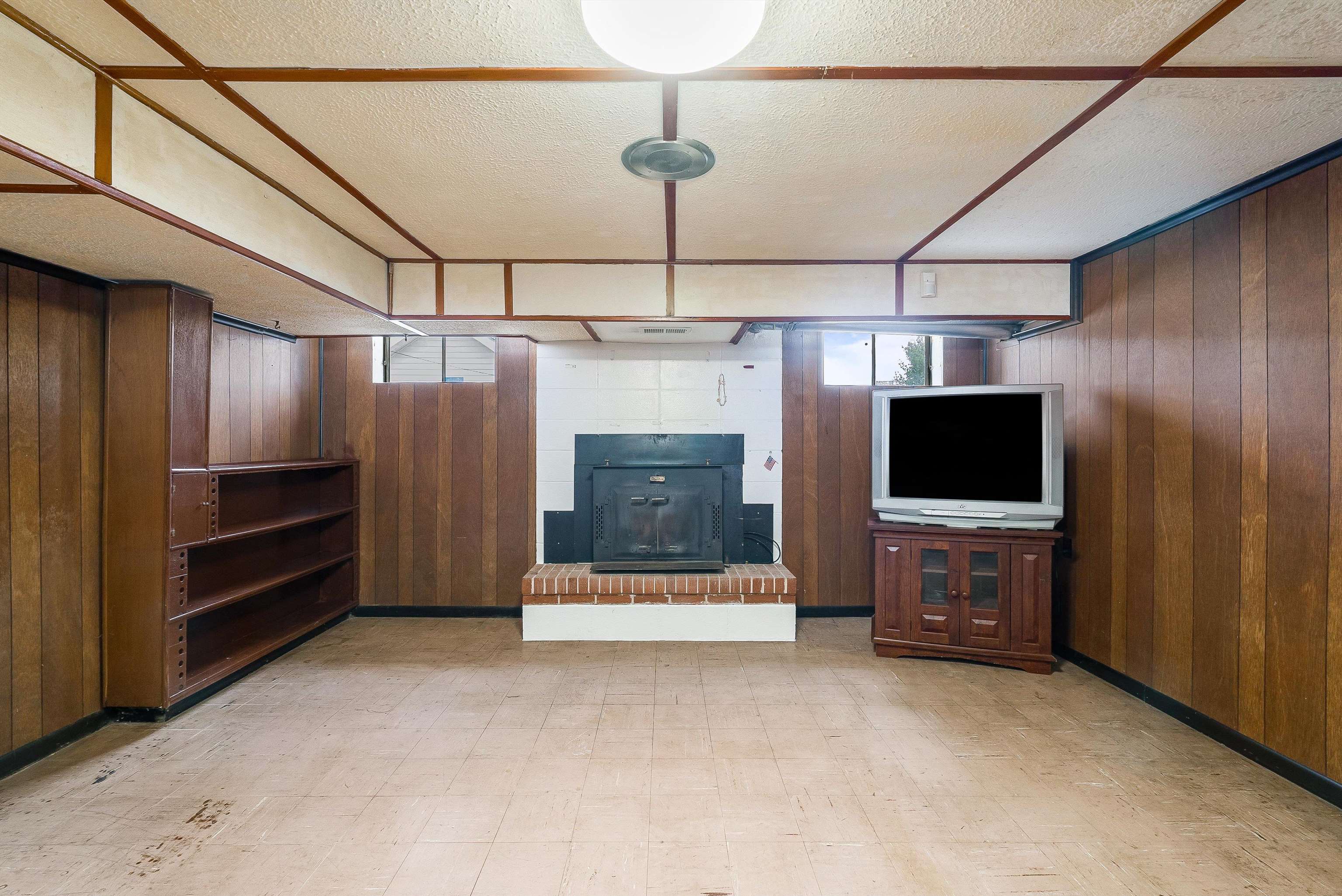 2110 ORANGE ST, STAUNTON, Virginia 24401, 3 Bedrooms Bedrooms, ,1 BathroomBathrooms,Residential,2110 ORANGE ST,673951 MLS # 673951