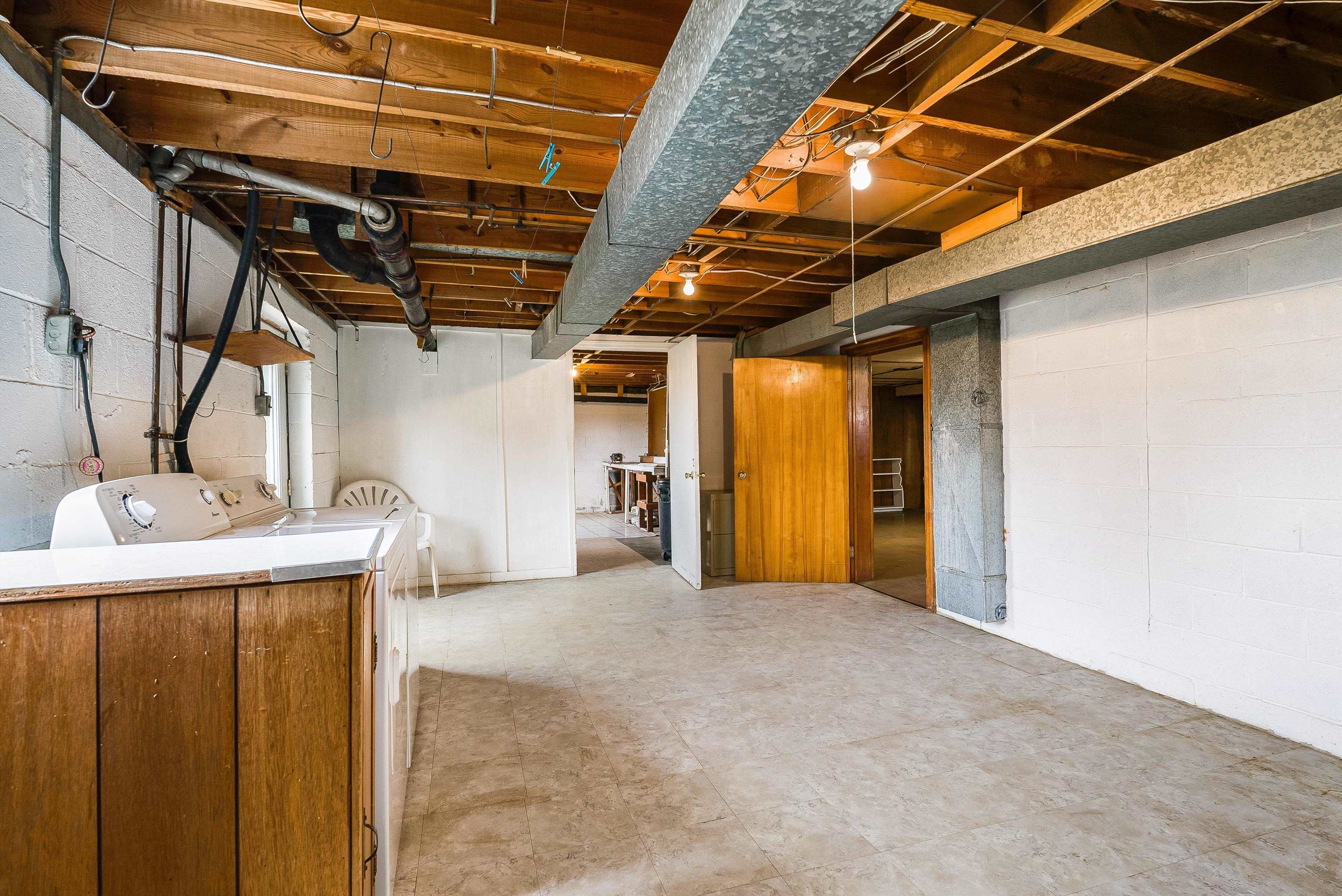 2110 ORANGE ST, STAUNTON, Virginia 24401, 3 Bedrooms Bedrooms, ,1 BathroomBathrooms,Residential,2110 ORANGE ST,673951 MLS # 673951