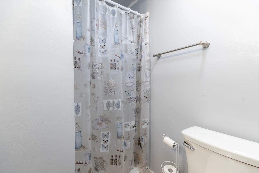 1018 GLENDALE RD, CHARLOTTESVILLE, Virginia 22901, 3 Bedrooms Bedrooms, ,2 BathroomsBathrooms,Residential,1018 GLENDALE RD,673952 MLS # 673952