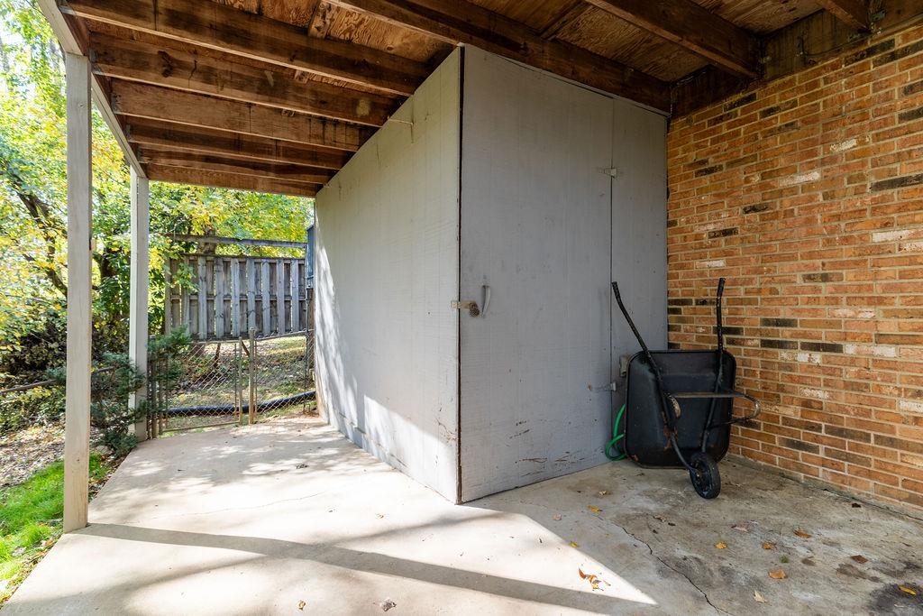 1018 GLENDALE RD, CHARLOTTESVILLE, Virginia 22901, 3 Bedrooms Bedrooms, ,2 BathroomsBathrooms,Residential,1018 GLENDALE RD,673952 MLS # 673952