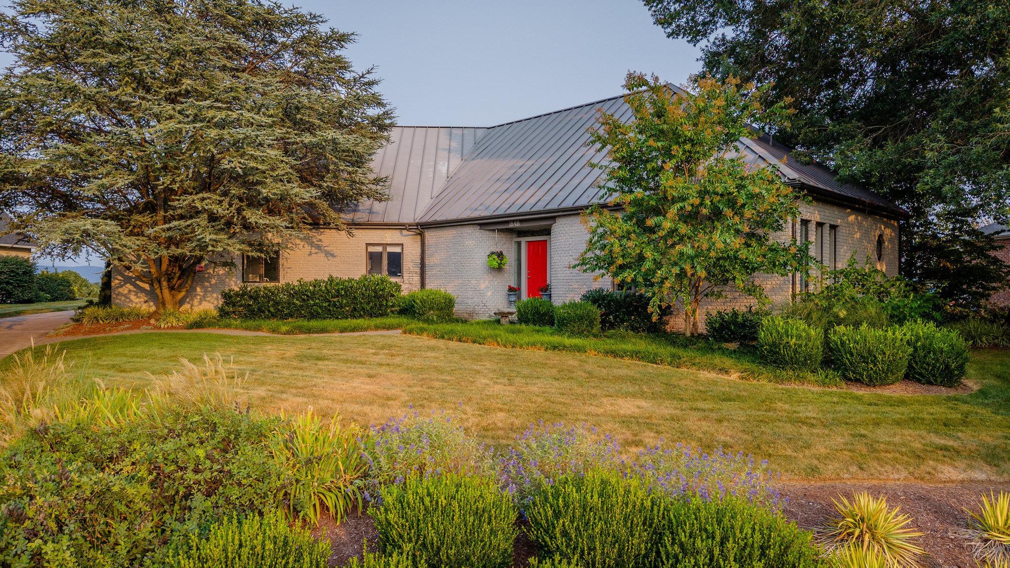 1848 COLLEGE AVE, HARRISONBURG, Virginia 22802, 3 Bedrooms Bedrooms, ,3 BathroomsBathrooms,Residential,1848 COLLEGE AVE,673954 MLS # 673954