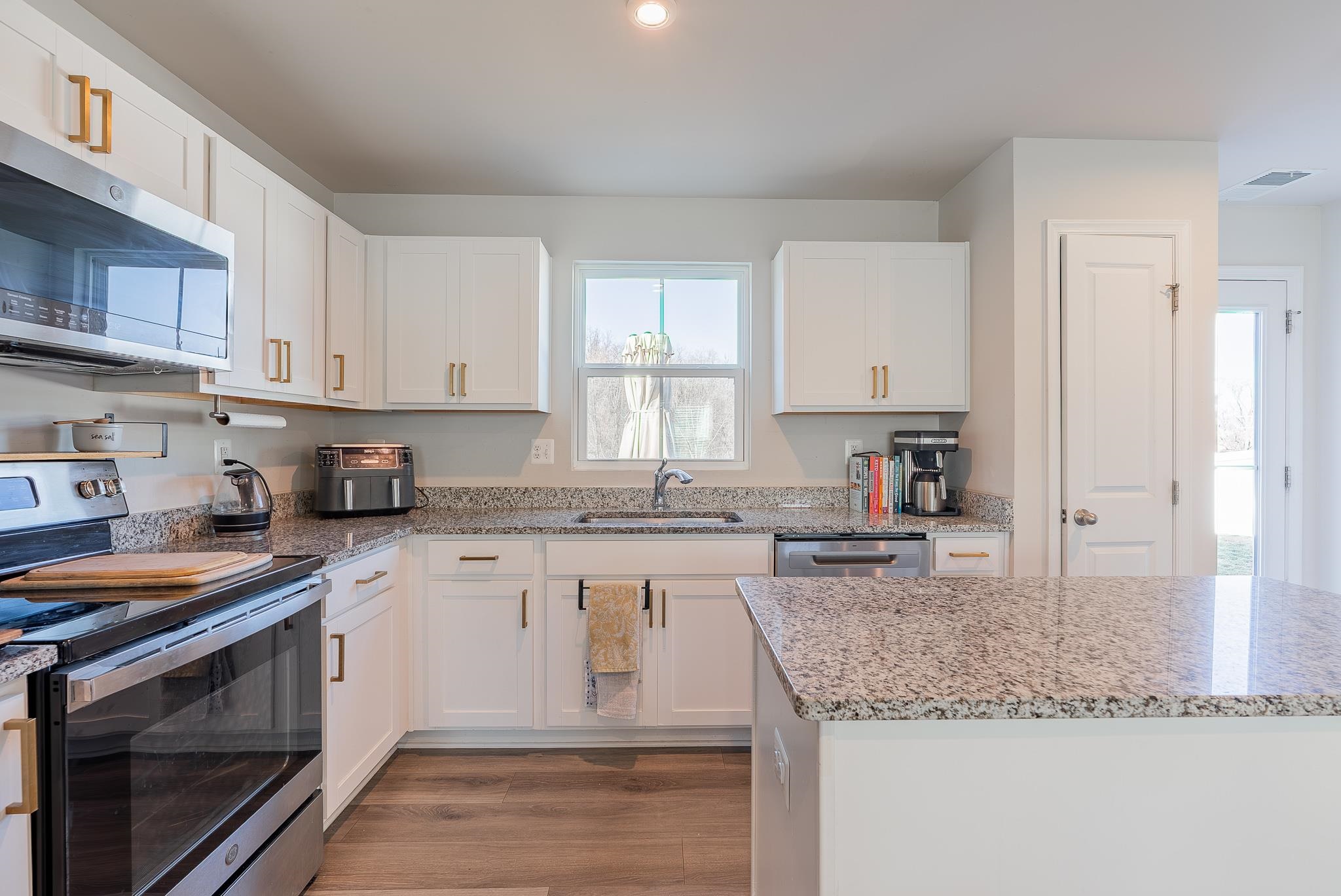 570 WINGTIP WAY, ROCKINGHAM, Virginia 22801, 3 Bedrooms Bedrooms, ,2 BathroomsBathrooms,Residential,570 WINGTIP WAY,673961 MLS # 673961