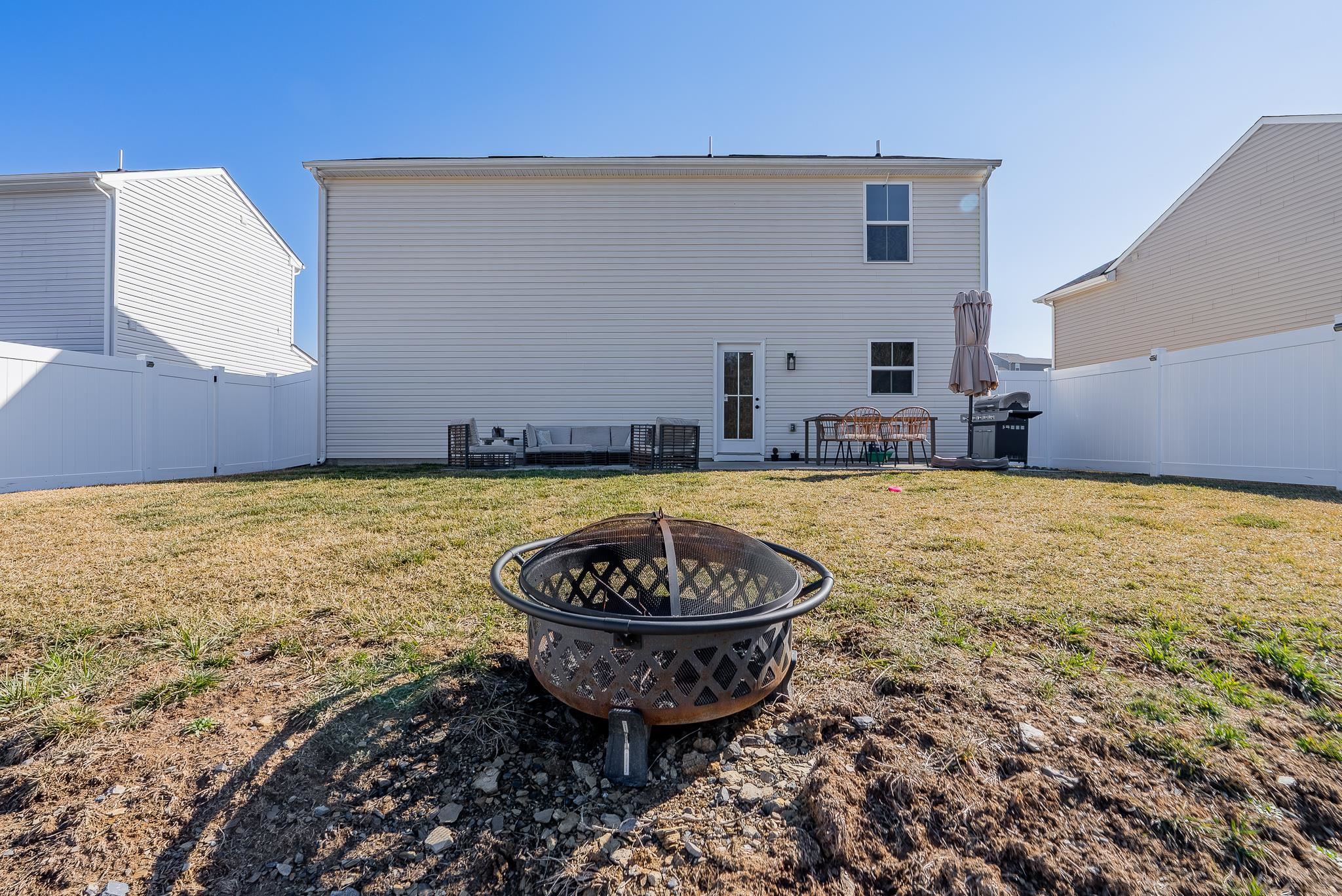 570 WINGTIP WAY, ROCKINGHAM, Virginia 22801, 3 Bedrooms Bedrooms, ,2 BathroomsBathrooms,Residential,570 WINGTIP WAY,673961 MLS # 673961