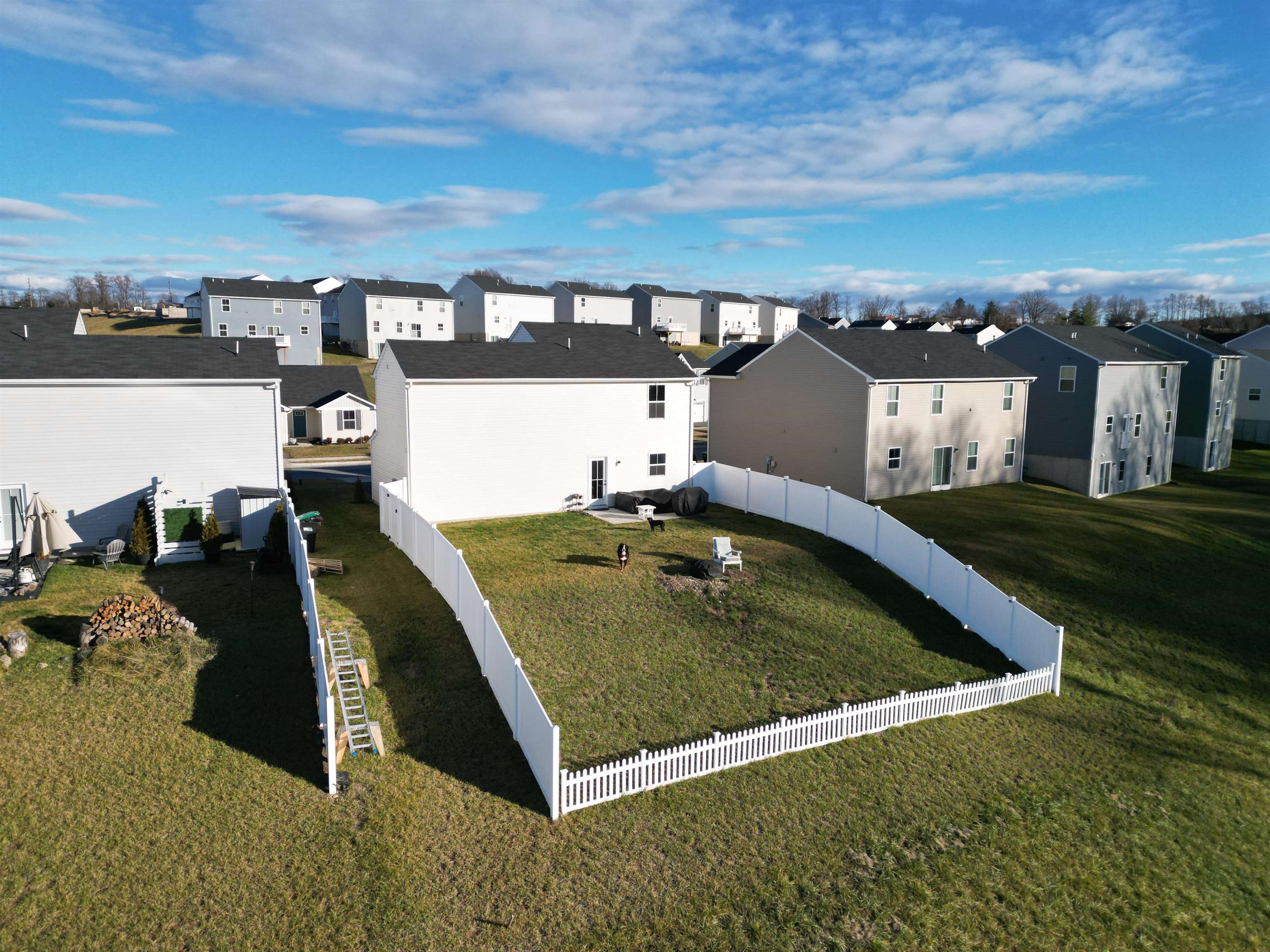 570 WINGTIP WAY, ROCKINGHAM, Virginia 22801, 3 Bedrooms Bedrooms, ,2 BathroomsBathrooms,Residential,570 WINGTIP WAY,673961 MLS # 673961