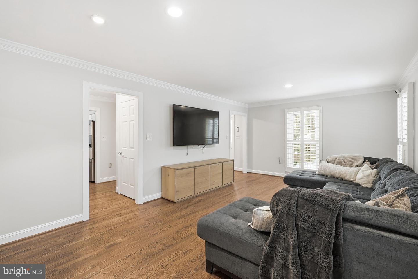 7319 WESTMORE DR, SPRINGFIELD, Virginia 22150, 3 Bedrooms Bedrooms, ,3 BathroomsBathrooms,Residential,For sale,7319 WESTMORE DR,VAFX2286064 MLS # VAFX2286064