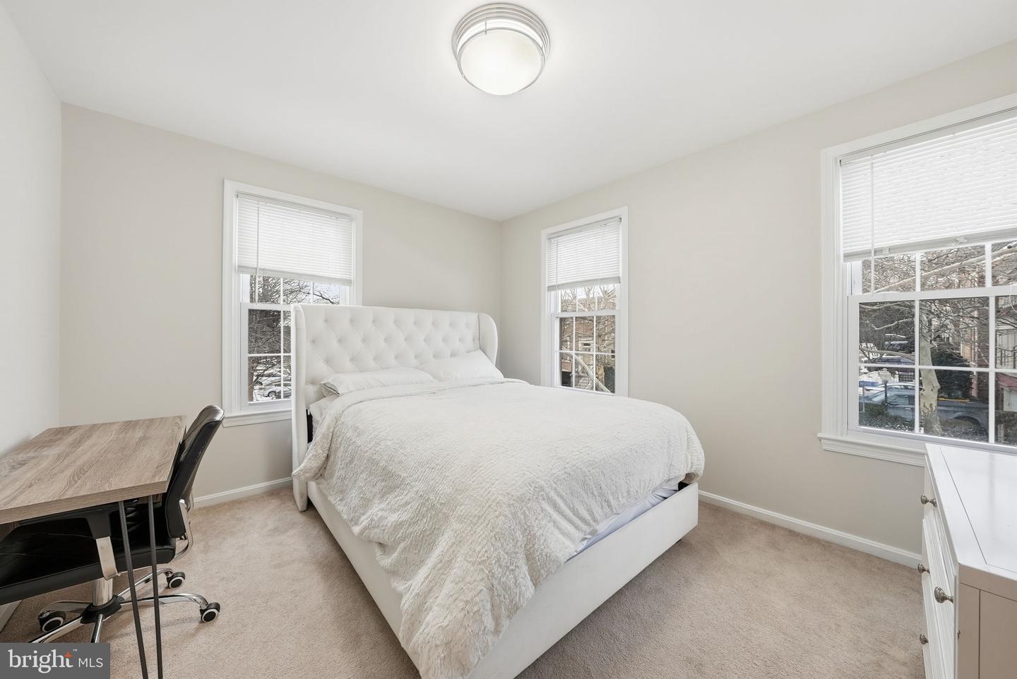 7319 WESTMORE DR, SPRINGFIELD, Virginia 22150, 3 Bedrooms Bedrooms, ,3 BathroomsBathrooms,Residential,For sale,7319 WESTMORE DR,VAFX2286064 MLS # VAFX2286064