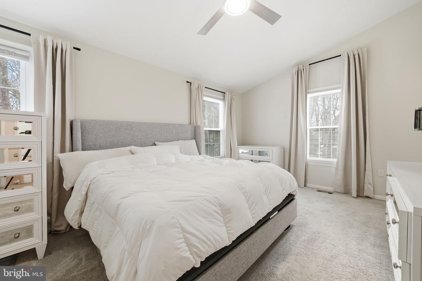 7319 WESTMORE DR, SPRINGFIELD, Virginia 22150, 3 Bedrooms Bedrooms, ,3 BathroomsBathrooms,Residential,For sale,7319 WESTMORE DR,VAFX2286064 MLS # VAFX2286064