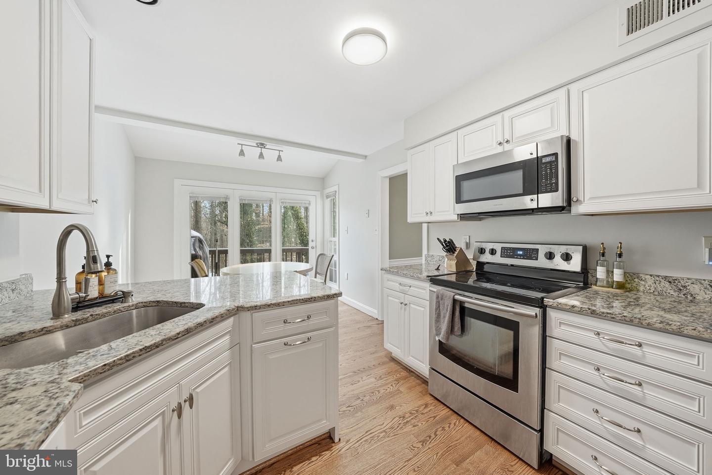 7319 WESTMORE DR, SPRINGFIELD, Virginia 22150, 3 Bedrooms Bedrooms, ,3 BathroomsBathrooms,Residential,For sale,7319 WESTMORE DR,VAFX2286064 MLS # VAFX2286064