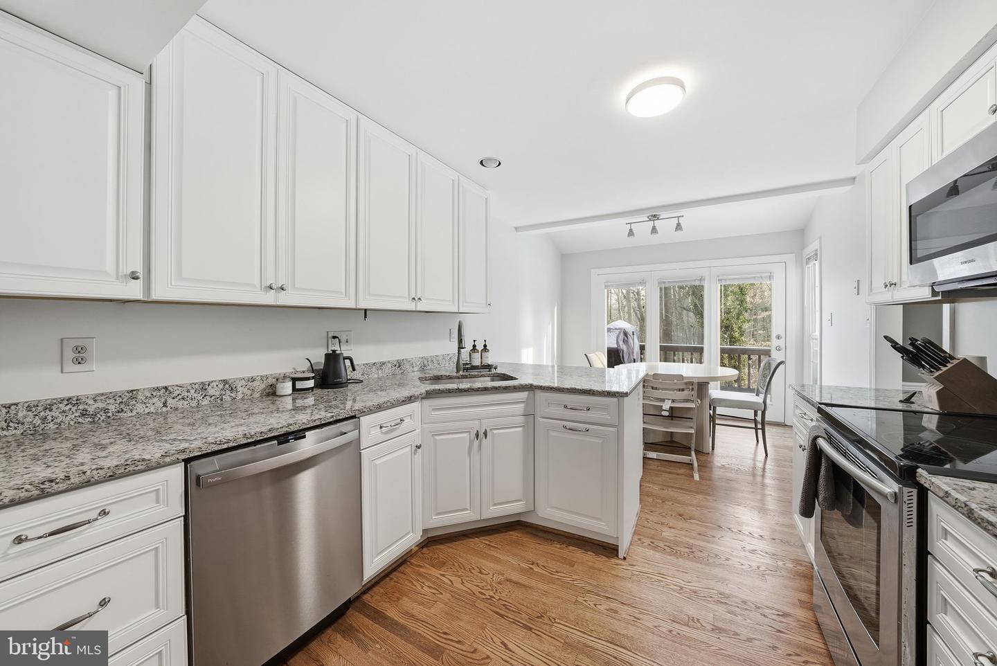 7319 WESTMORE DR, SPRINGFIELD, Virginia 22150, 3 Bedrooms Bedrooms, ,3 BathroomsBathrooms,Residential,For sale,7319 WESTMORE DR,VAFX2286064 MLS # VAFX2286064