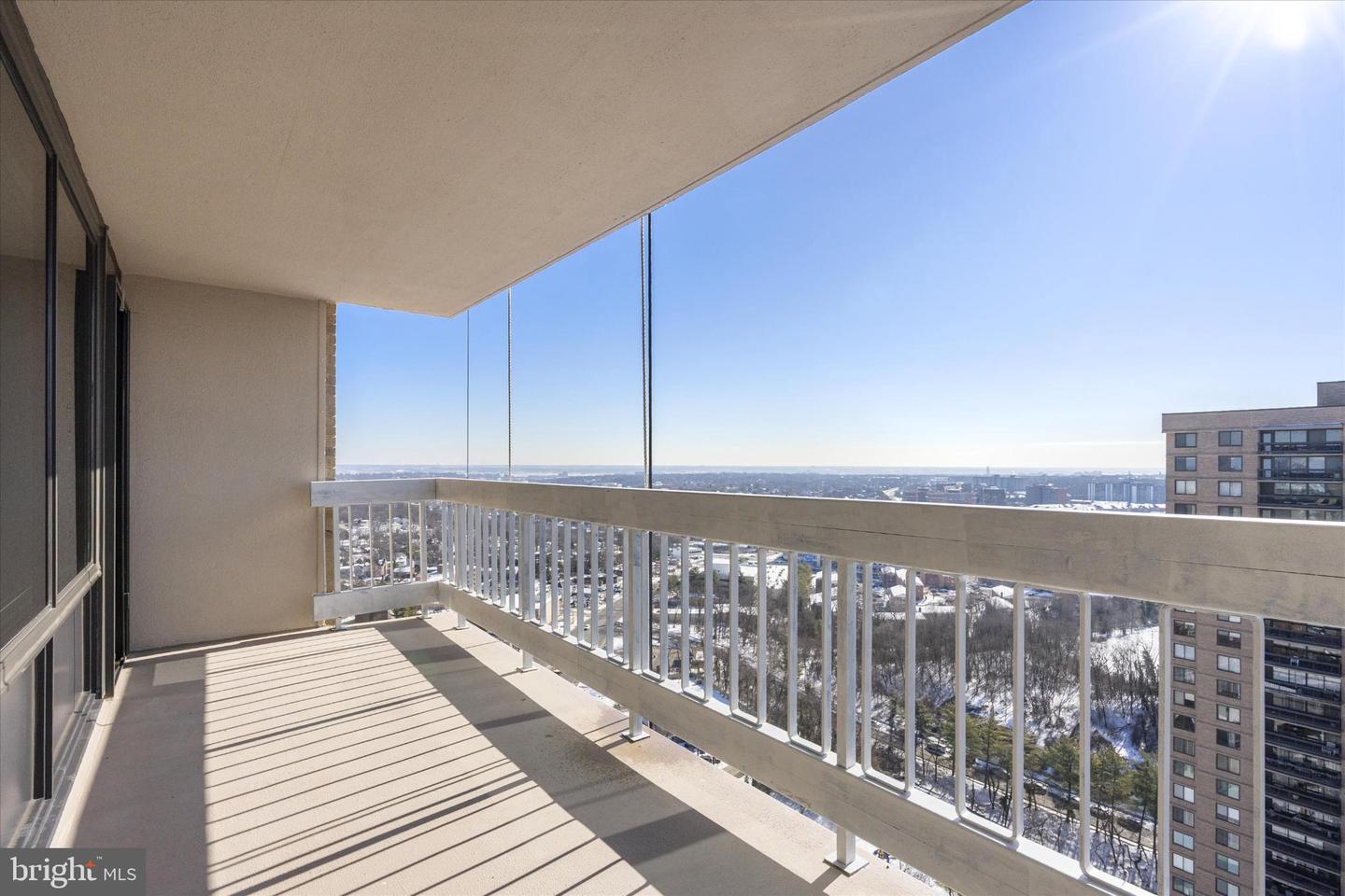 3701 S GEORGE MASON DR #2515N, FALLS CHURCH, Virginia 22041, 3 Bedrooms Bedrooms, 5 Rooms Rooms,2 BathroomsBathrooms,Residential,For sale,3701 S GEORGE MASON DR #2515N,VAFX2286336 MLS # VAFX2286336