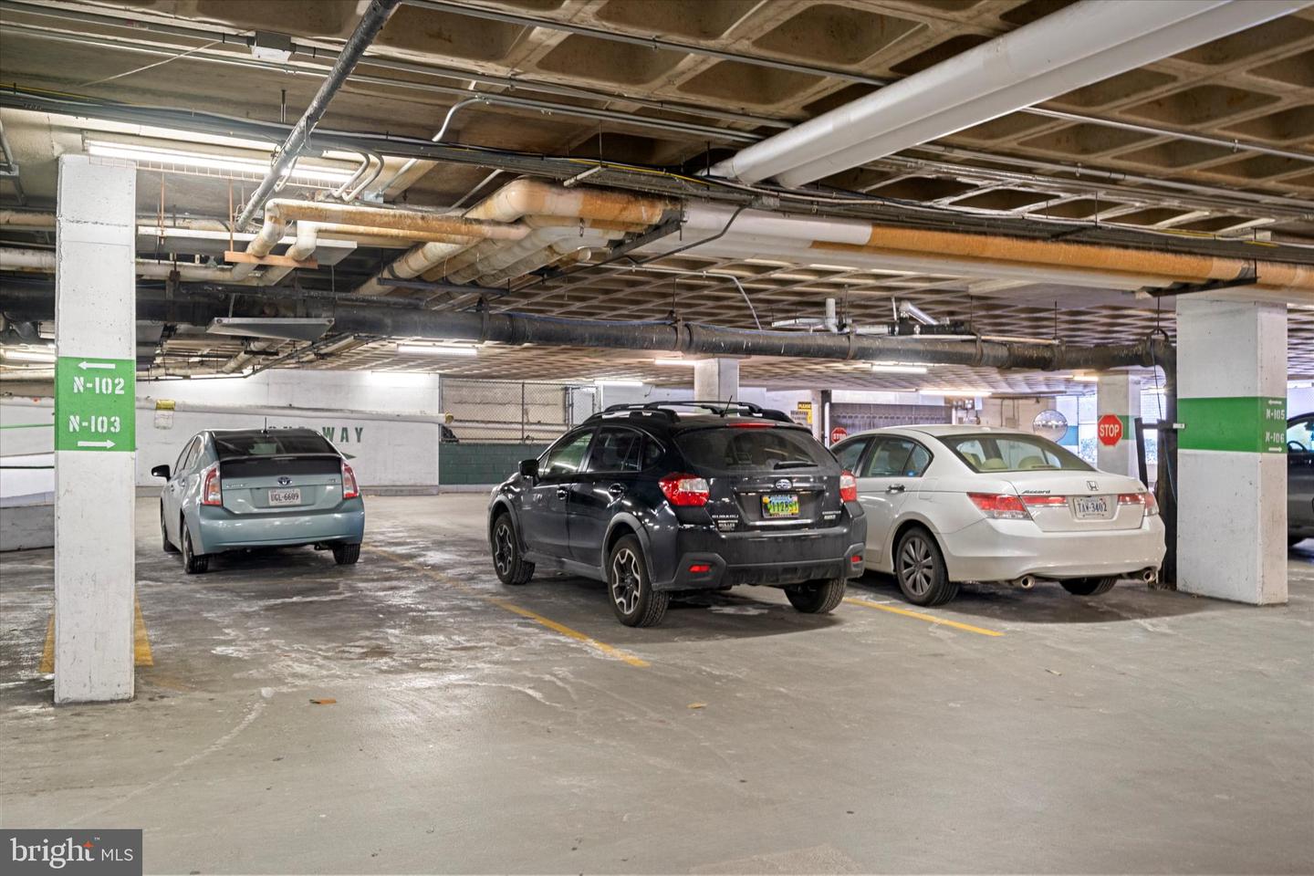 3701 S GEORGE MASON DR #2515N, FALLS CHURCH, Virginia 22041, 3 Bedrooms Bedrooms, 5 Rooms Rooms,2 BathroomsBathrooms,Residential,For sale,3701 S GEORGE MASON DR #2515N,VAFX2286336 MLS # VAFX2286336