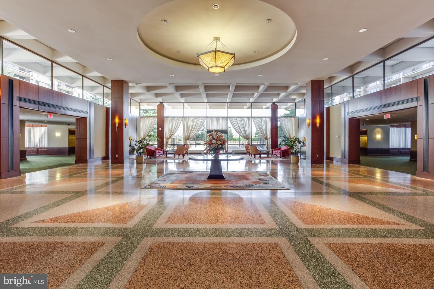 3701 S GEORGE MASON DR #2515N, FALLS CHURCH, Virginia 22041, 3 Bedrooms Bedrooms, 5 Rooms Rooms,2 BathroomsBathrooms,Residential,For sale,3701 S GEORGE MASON DR #2515N,VAFX2286336 MLS # VAFX2286336