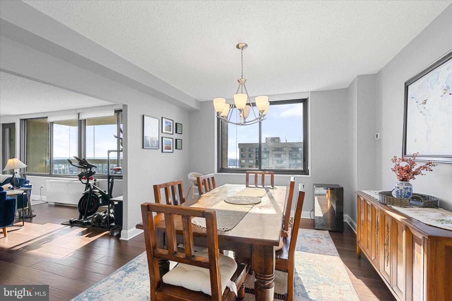 3701 S GEORGE MASON DR #2515N, FALLS CHURCH, Virginia 22041, 3 Bedrooms Bedrooms, 5 Rooms Rooms,2 BathroomsBathrooms,Residential,For sale,3701 S GEORGE MASON DR #2515N,VAFX2286336 MLS # VAFX2286336