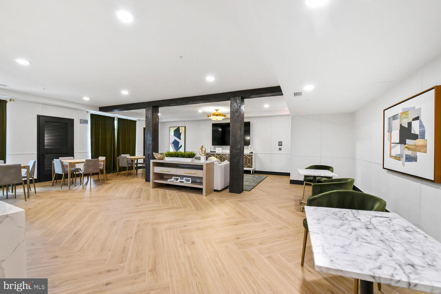 10755 FAIRGROUNDS DR #431, FAIRFAX, Virginia 22030, 2 Bedrooms Bedrooms, ,2 BathroomsBathrooms,Residential,For sale,10755 FAIRGROUNDS DR #431,VAFC2007710 MLS # VAFC2007710