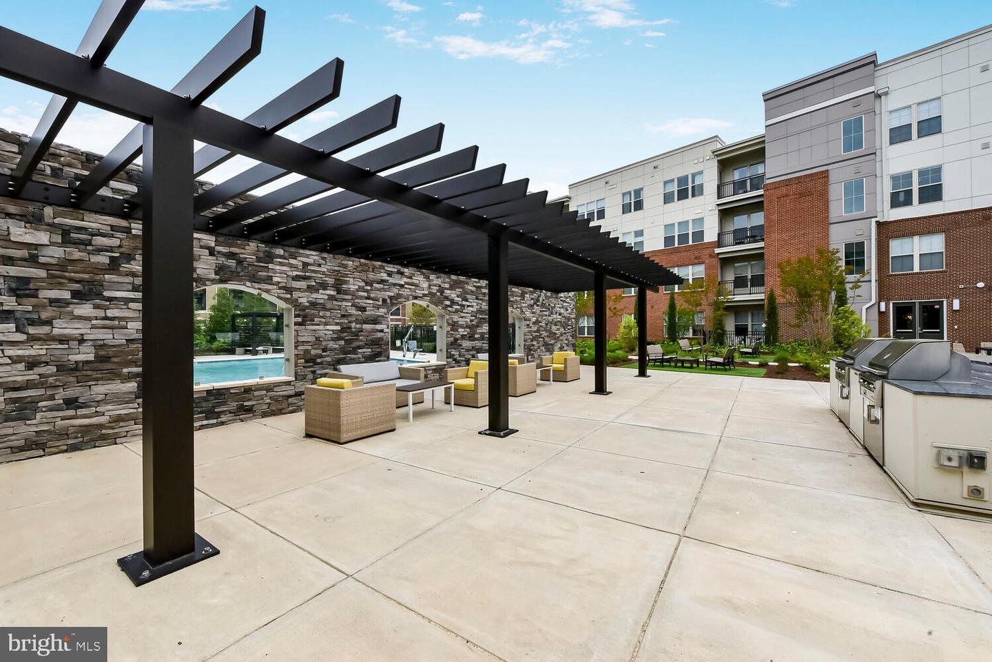 10755 FAIRGROUNDS DR #431, FAIRFAX, Virginia 22030, 2 Bedrooms Bedrooms, ,2 BathroomsBathrooms,Residential,For sale,10755 FAIRGROUNDS DR #431,VAFC2007710 MLS # VAFC2007710