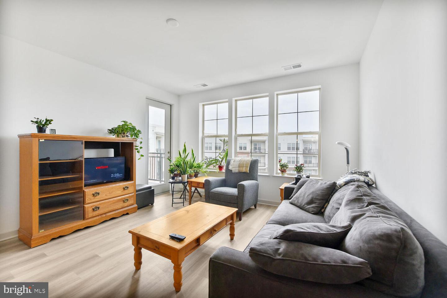 10755 FAIRGROUNDS DR #431, FAIRFAX, Virginia 22030, 2 Bedrooms Bedrooms, ,2 BathroomsBathrooms,Residential,For sale,10755 FAIRGROUNDS DR #431,VAFC2007710 MLS # VAFC2007710