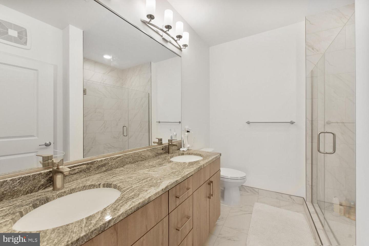 10755 FAIRGROUNDS DR #431, FAIRFAX, Virginia 22030, 2 Bedrooms Bedrooms, ,2 BathroomsBathrooms,Residential,For sale,10755 FAIRGROUNDS DR #431,VAFC2007710 MLS # VAFC2007710