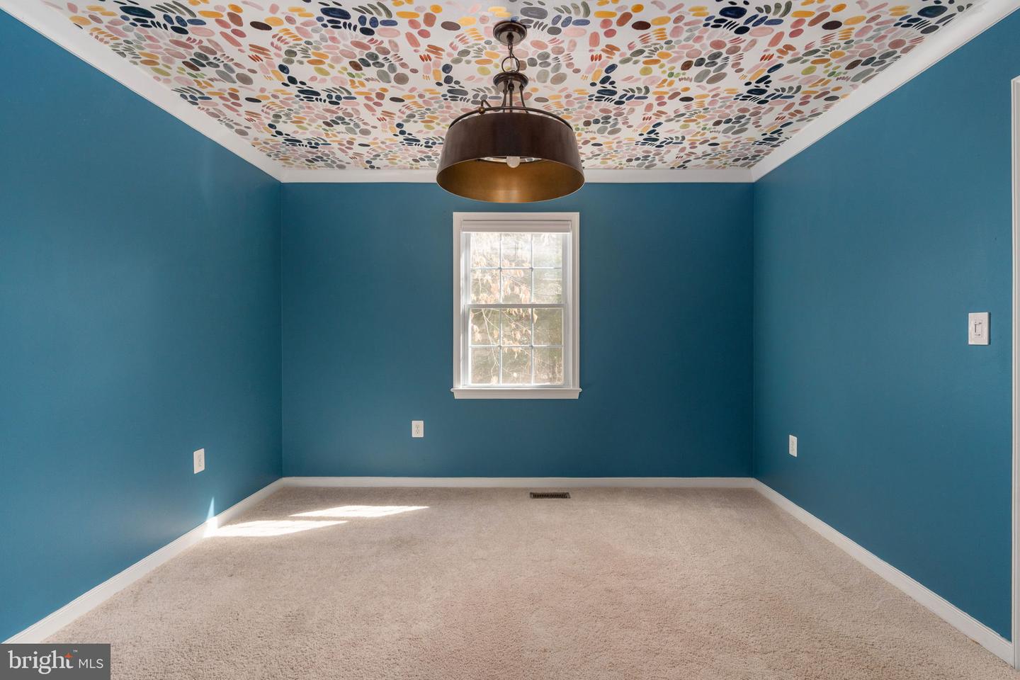 201 LAKE CAROLINE DR, RUTHER GLEN, Virginia 22546, 3 Bedrooms Bedrooms, 8 Rooms Rooms,2 BathroomsBathrooms,Residential,For sale,201 LAKE CAROLINE DR,VACV2009446 MLS # VACV2009446