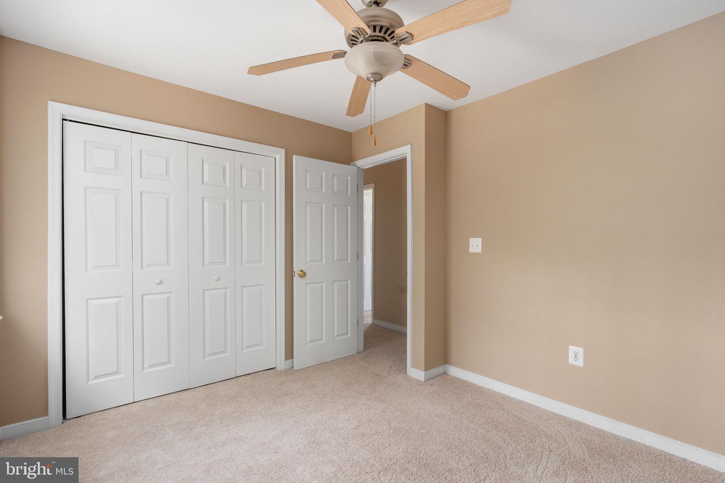 201 LAKE CAROLINE DR, RUTHER GLEN, Virginia 22546, 3 Bedrooms Bedrooms, 8 Rooms Rooms,2 BathroomsBathrooms,Residential,For sale,201 LAKE CAROLINE DR,VACV2009446 MLS # VACV2009446