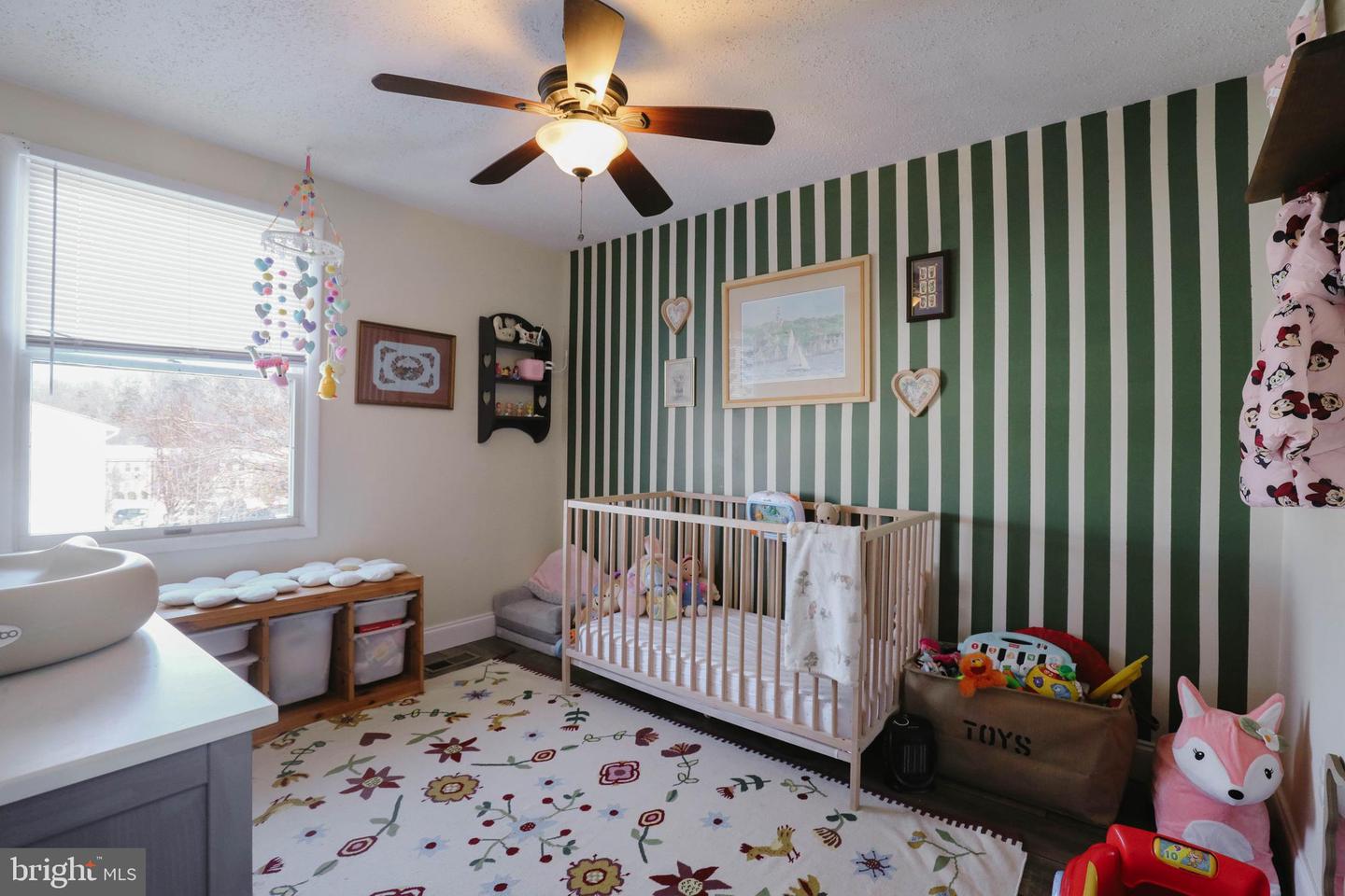 13568 BENTLEY CIR, WOODBRIDGE, Virginia 22192, 3 Bedrooms Bedrooms, ,1 BathroomBathrooms,Residential,For sale,13568 BENTLEY CIR,VAPW2111682 MLS # VAPW2111682