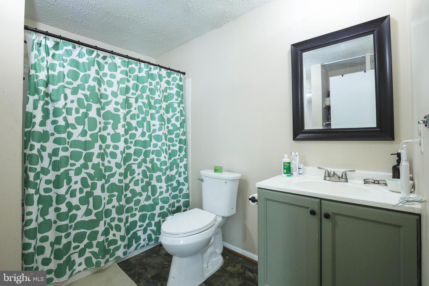 13568 BENTLEY CIR, WOODBRIDGE, Virginia 22192, 3 Bedrooms Bedrooms, ,1 BathroomBathrooms,Residential,For sale,13568 BENTLEY CIR,VAPW2111682 MLS # VAPW2111682