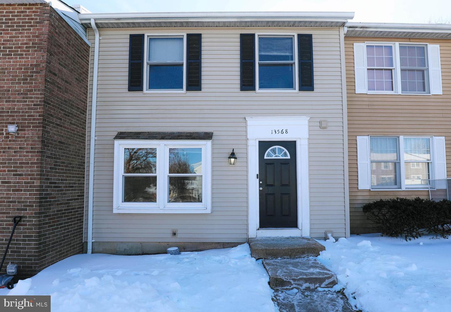 13568 BENTLEY CIR, WOODBRIDGE, Virginia 22192, 3 Bedrooms Bedrooms, ,1 BathroomBathrooms,Residential,For sale,13568 BENTLEY CIR,VAPW2111682 MLS # VAPW2111682