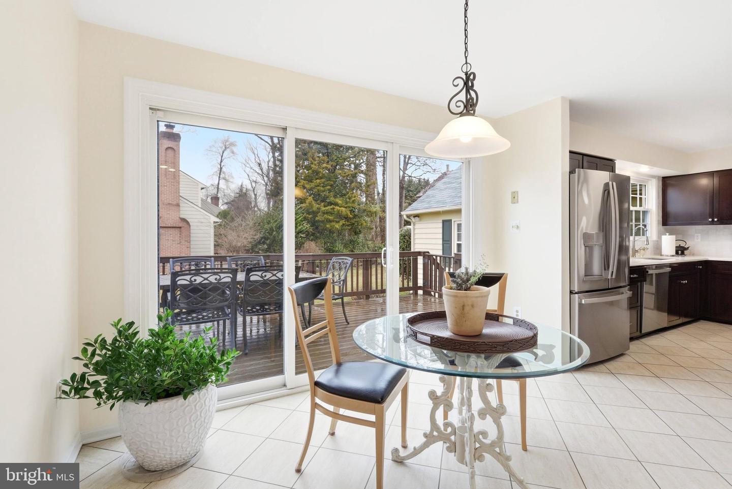 9606 WOODEDGE DR, BURKE, Virginia 22015, 4 Bedrooms Bedrooms, ,3 BathroomsBathrooms,Residential,For sale,9606 WOODEDGE DR,VAFX2288890 MLS # VAFX2288890