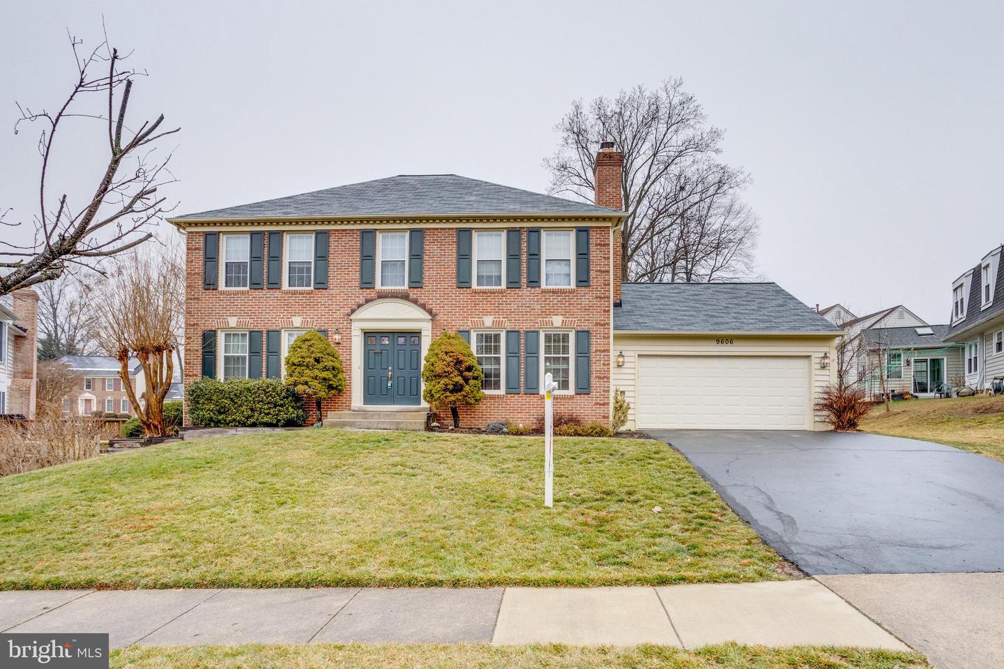 9606 WOODEDGE DR, BURKE, Virginia 22015, 4 Bedrooms Bedrooms, ,3 BathroomsBathrooms,Residential,For sale,9606 WOODEDGE DR,VAFX2288890 MLS # VAFX2288890