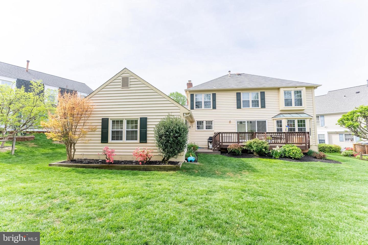 9606 WOODEDGE DR, BURKE, Virginia 22015, 4 Bedrooms Bedrooms, ,3 BathroomsBathrooms,Residential,For sale,9606 WOODEDGE DR,VAFX2288890 MLS # VAFX2288890