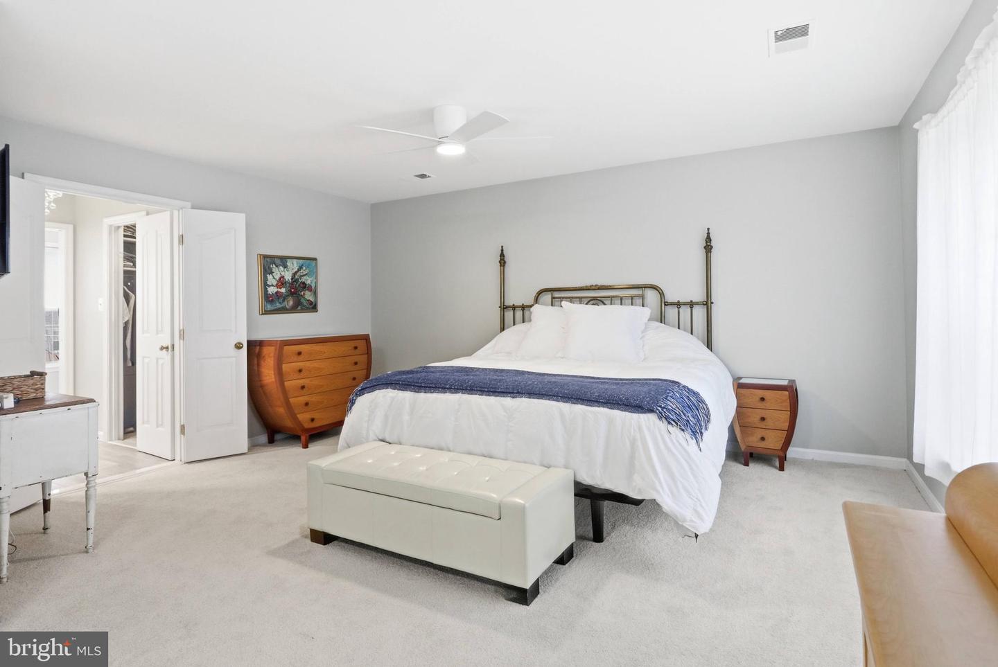 9606 WOODEDGE DR, BURKE, Virginia 22015, 4 Bedrooms Bedrooms, ,3 BathroomsBathrooms,Residential,For sale,9606 WOODEDGE DR,VAFX2288890 MLS # VAFX2288890