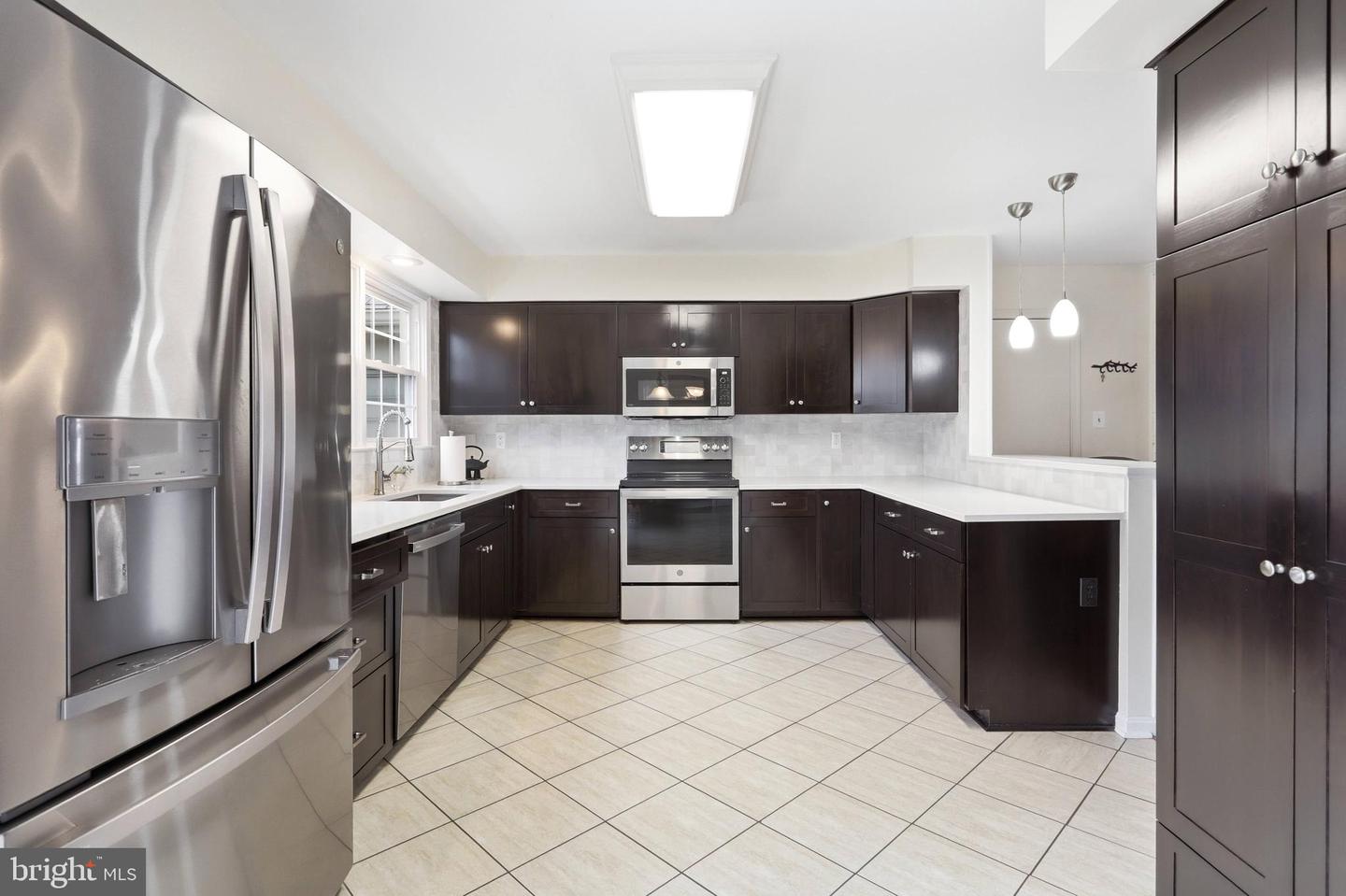 9606 WOODEDGE DR, BURKE, Virginia 22015, 4 Bedrooms Bedrooms, ,3 BathroomsBathrooms,Residential,For sale,9606 WOODEDGE DR,VAFX2288890 MLS # VAFX2288890