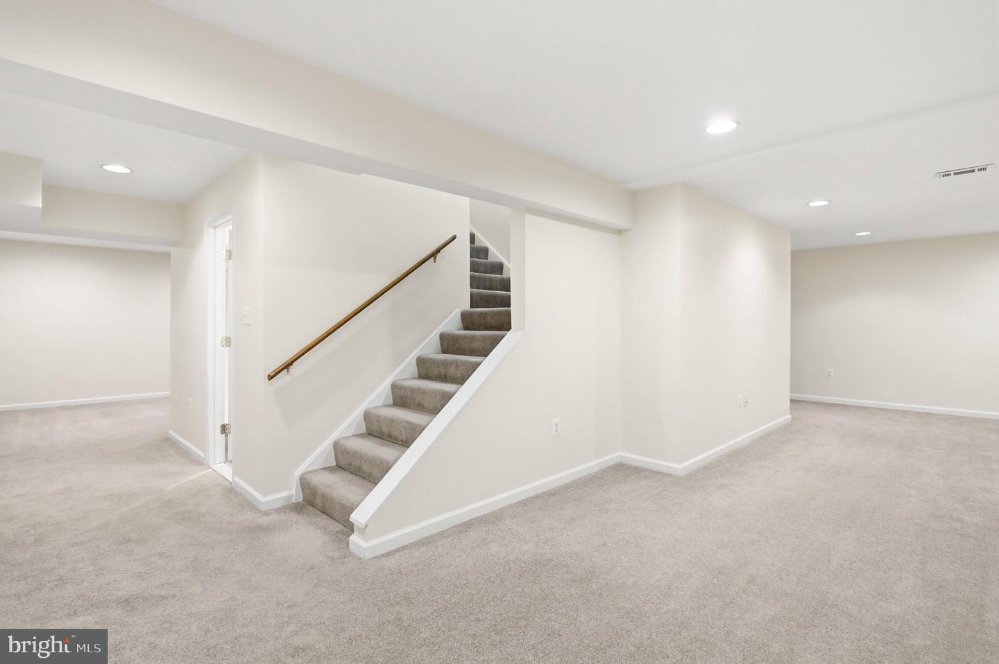 9606 WOODEDGE DR, BURKE, Virginia 22015, 4 Bedrooms Bedrooms, ,3 BathroomsBathrooms,Residential,For sale,9606 WOODEDGE DR,VAFX2288890 MLS # VAFX2288890