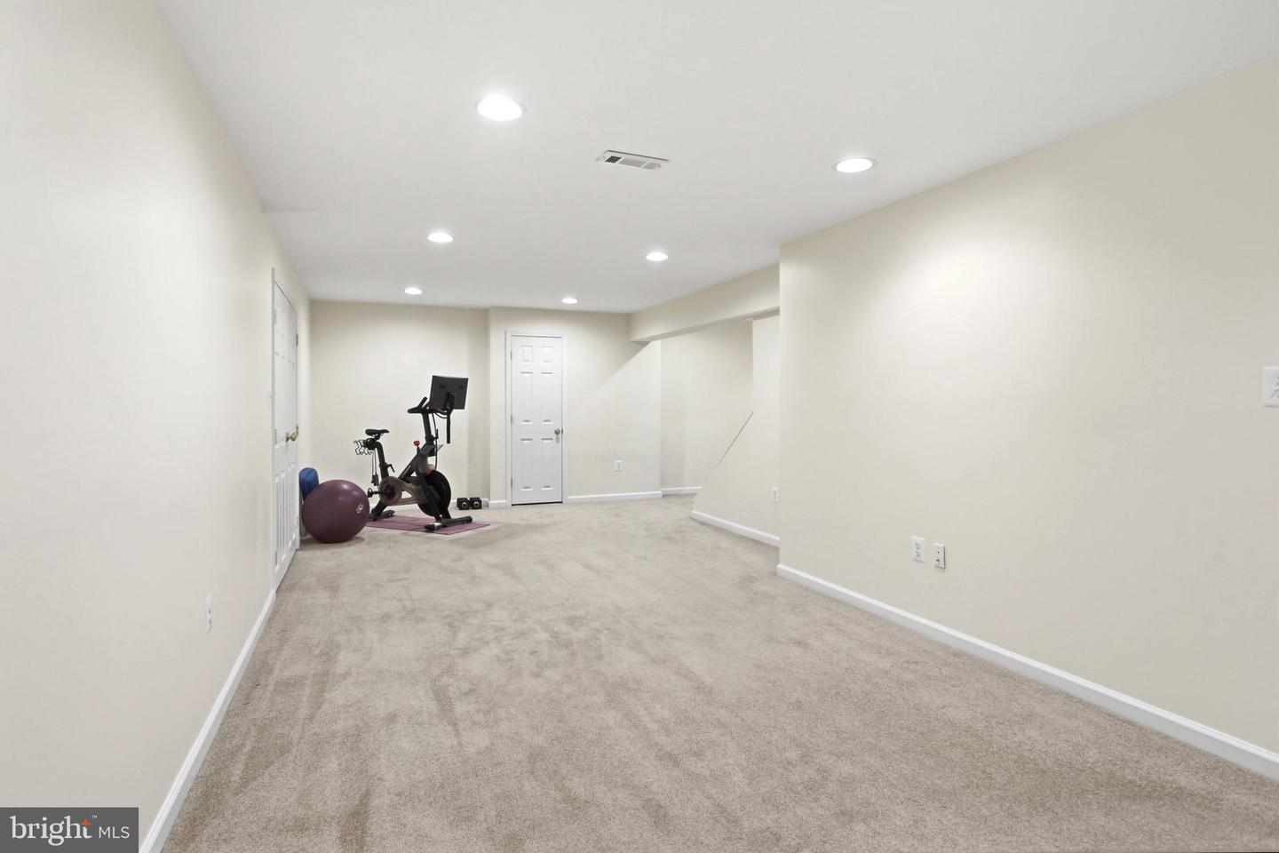 9606 WOODEDGE DR, BURKE, Virginia 22015, 4 Bedrooms Bedrooms, ,3 BathroomsBathrooms,Residential,For sale,9606 WOODEDGE DR,VAFX2288890 MLS # VAFX2288890