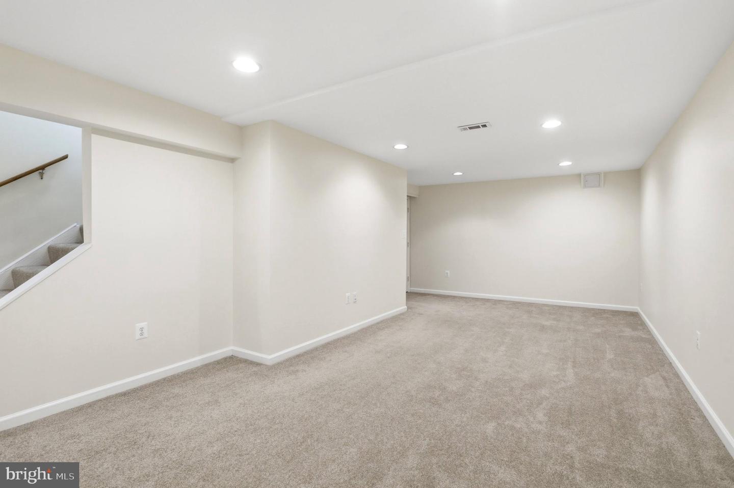 9606 WOODEDGE DR, BURKE, Virginia 22015, 4 Bedrooms Bedrooms, ,3 BathroomsBathrooms,Residential,For sale,9606 WOODEDGE DR,VAFX2288890 MLS # VAFX2288890