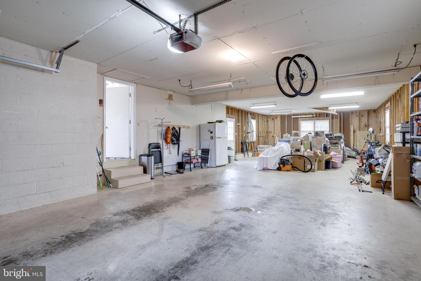 9606 WOODEDGE DR, BURKE, Virginia 22015, 4 Bedrooms Bedrooms, ,3 BathroomsBathrooms,Residential,For sale,9606 WOODEDGE DR,VAFX2288890 MLS # VAFX2288890