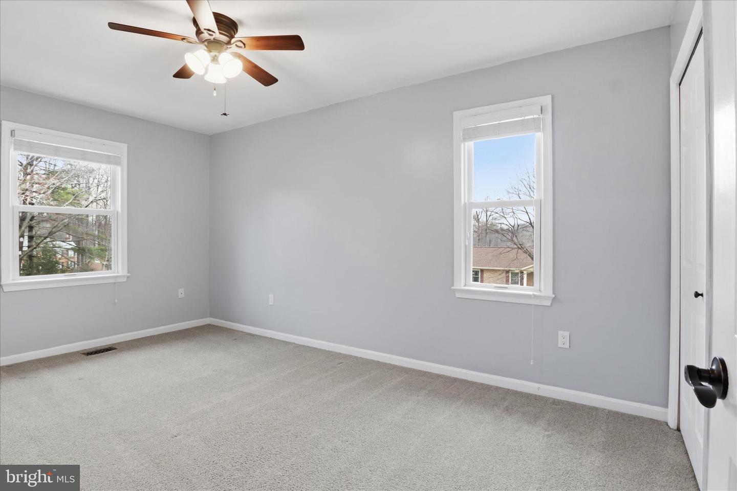 9712 KLIMT CT, BURKE, Virginia 22015, 5 Bedrooms Bedrooms, ,3 BathroomsBathrooms,Residential,For sale,9712 KLIMT CT,VAFX2289394 MLS # VAFX2289394