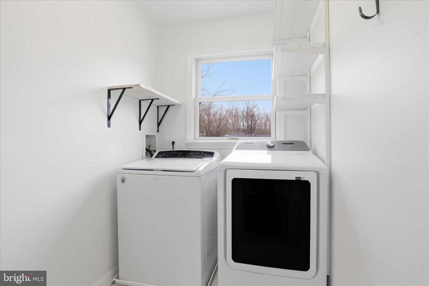 9712 KLIMT CT, BURKE, Virginia 22015, 5 Bedrooms Bedrooms, ,3 BathroomsBathrooms,Residential,For sale,9712 KLIMT CT,VAFX2289394 MLS # VAFX2289394