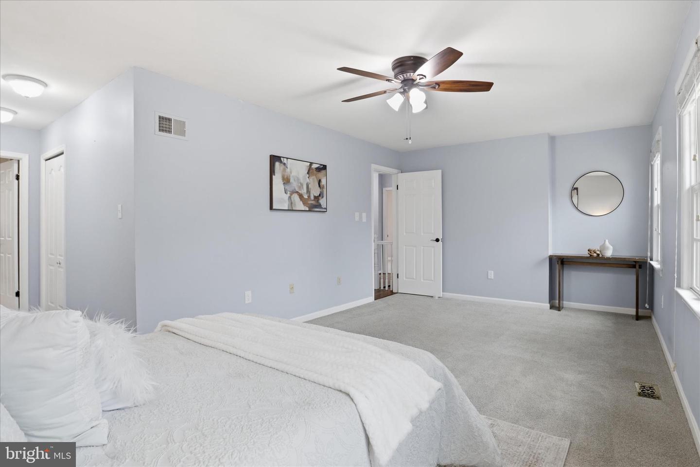 9712 KLIMT CT, BURKE, Virginia 22015, 5 Bedrooms Bedrooms, ,3 BathroomsBathrooms,Residential,For sale,9712 KLIMT CT,VAFX2289394 MLS # VAFX2289394