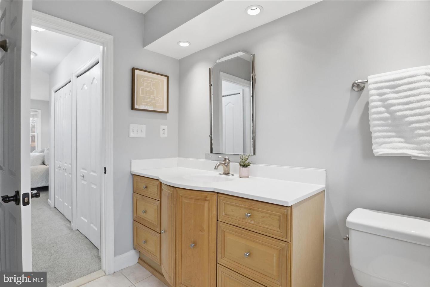 9712 KLIMT CT, BURKE, Virginia 22015, 5 Bedrooms Bedrooms, ,3 BathroomsBathrooms,Residential,For sale,9712 KLIMT CT,VAFX2289394 MLS # VAFX2289394