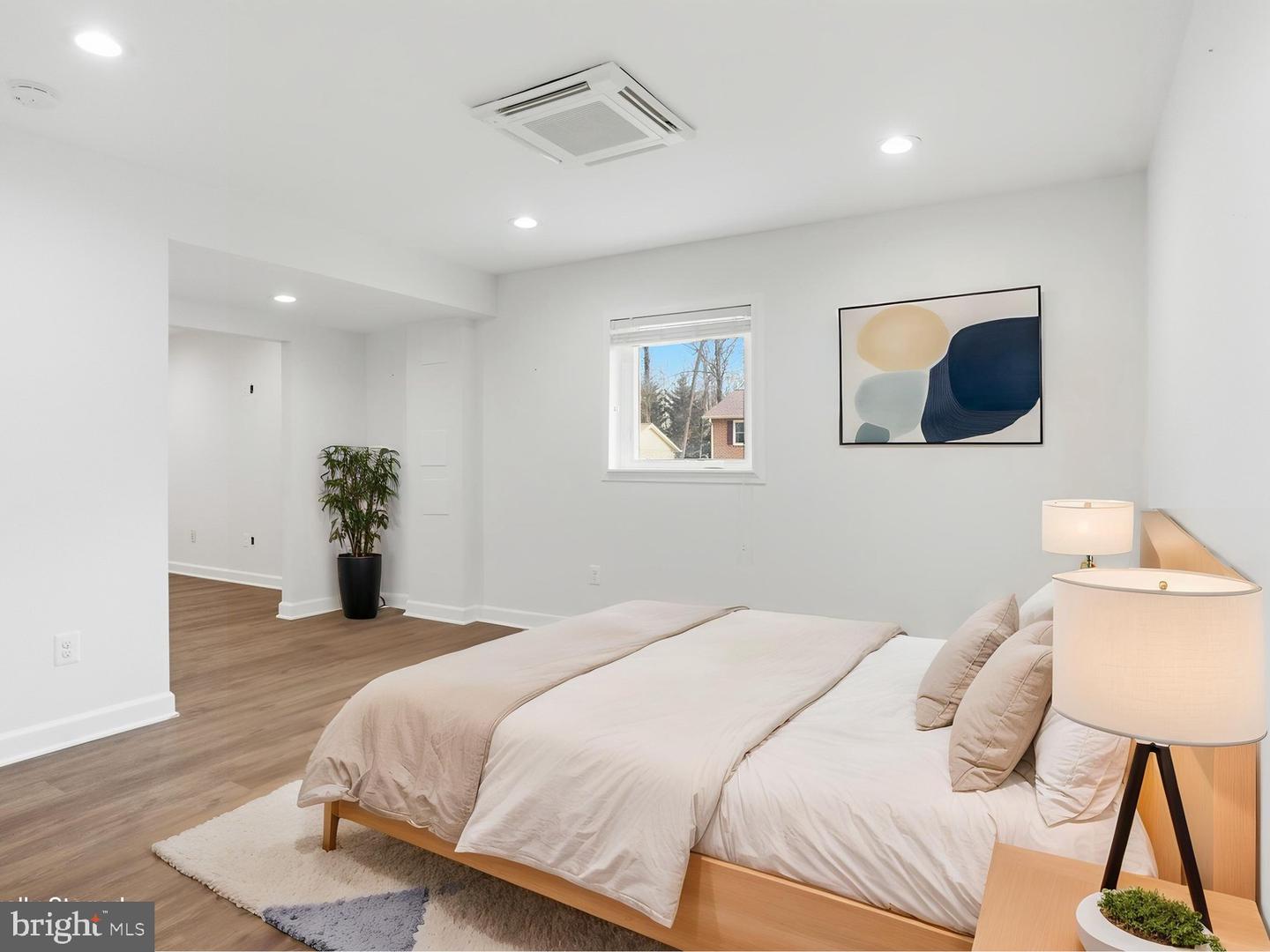 9712 KLIMT CT, BURKE, Virginia 22015, 5 Bedrooms Bedrooms, ,3 BathroomsBathrooms,Residential,For sale,9712 KLIMT CT,VAFX2289394 MLS # VAFX2289394